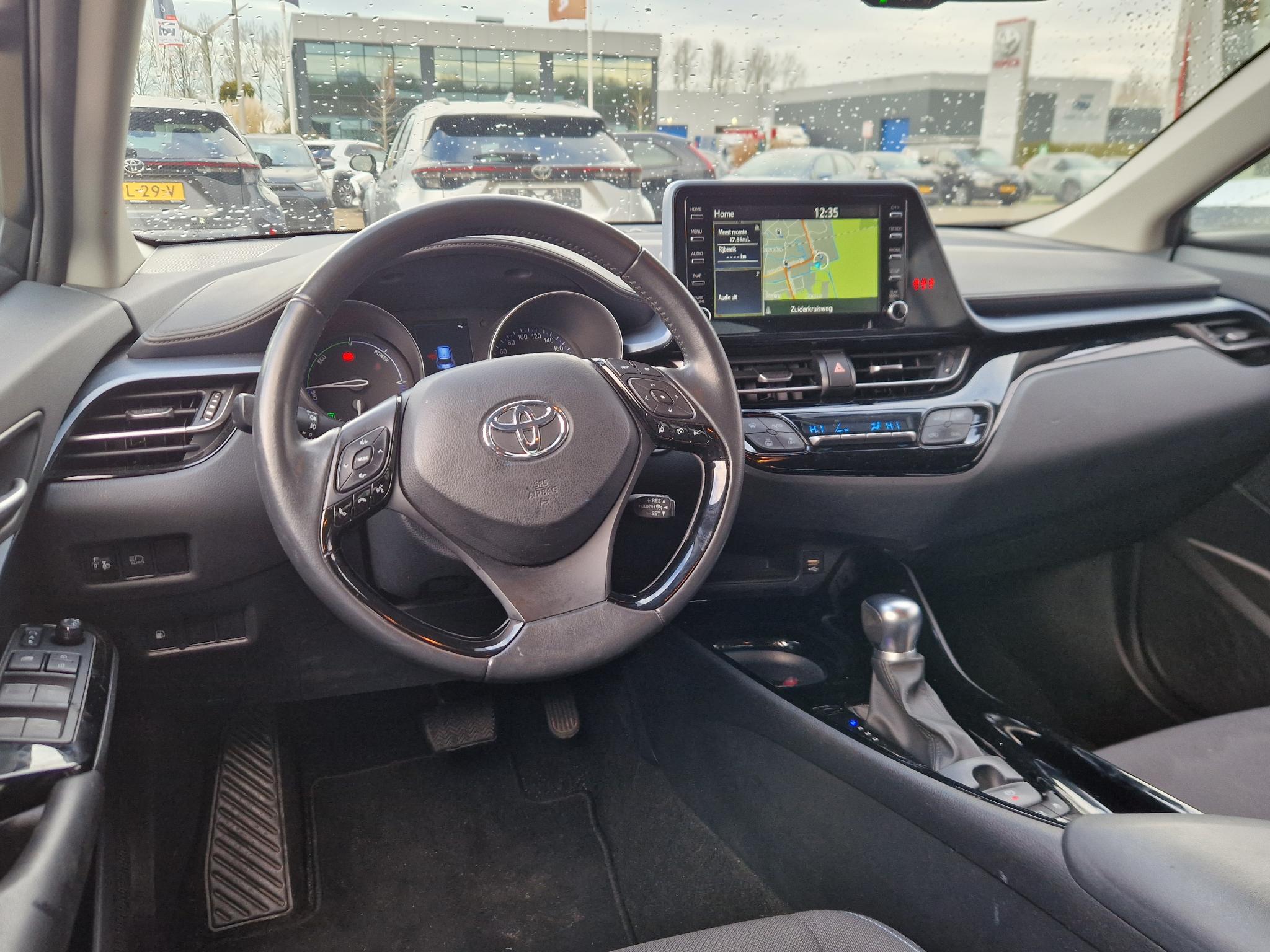 Foto van Toyota C-hr