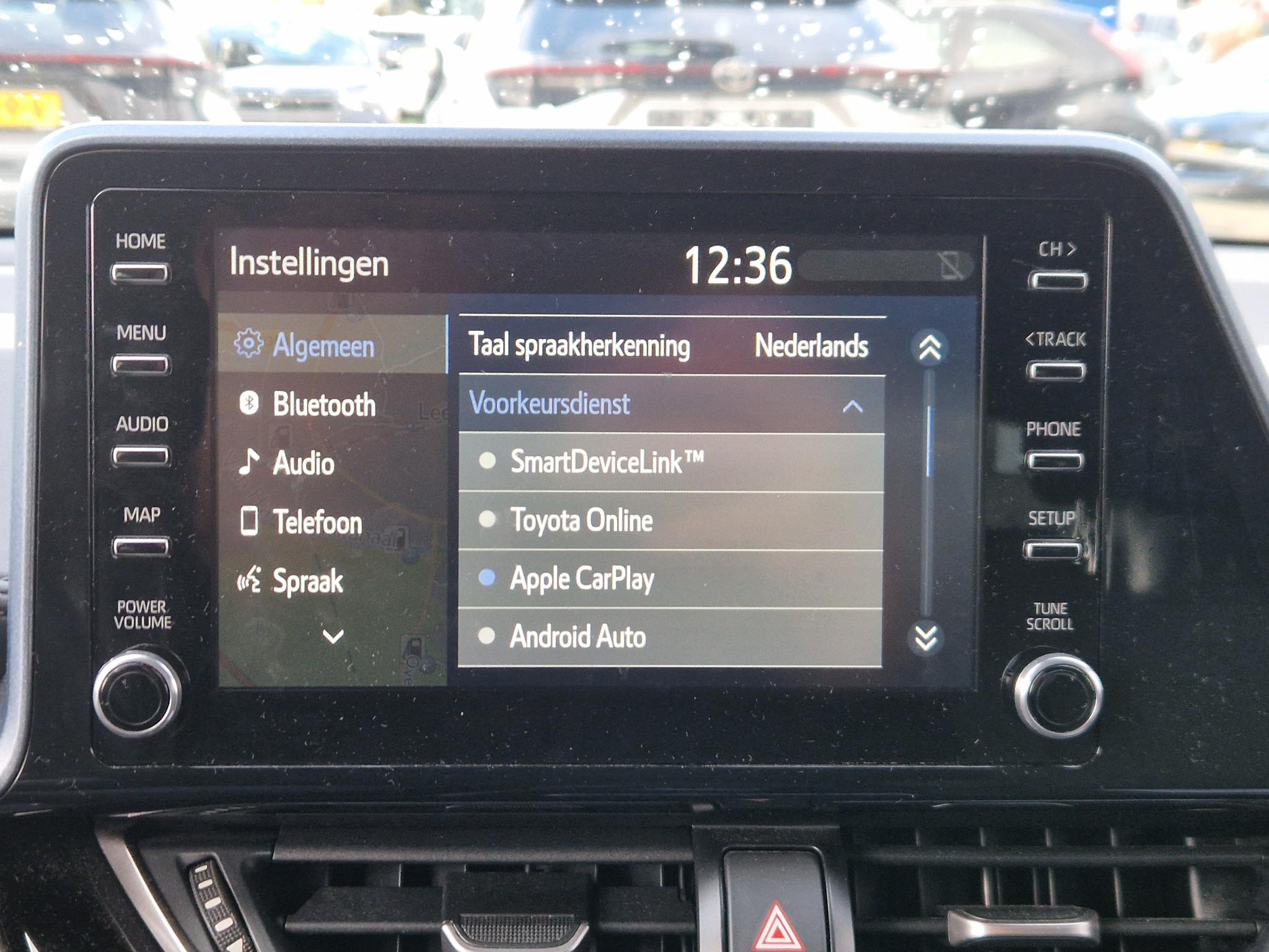 Foto van Toyota C-hr