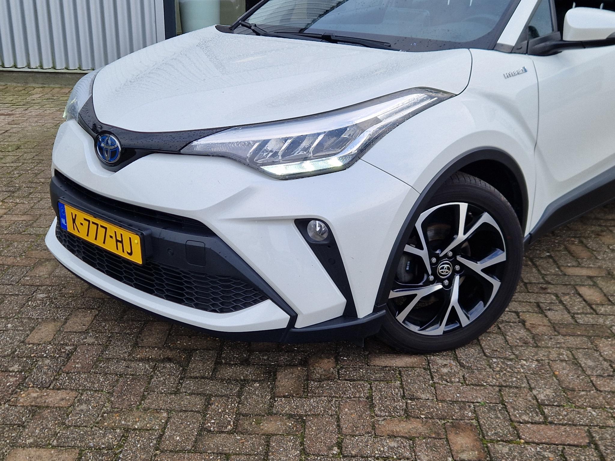 Foto van Toyota C-hr