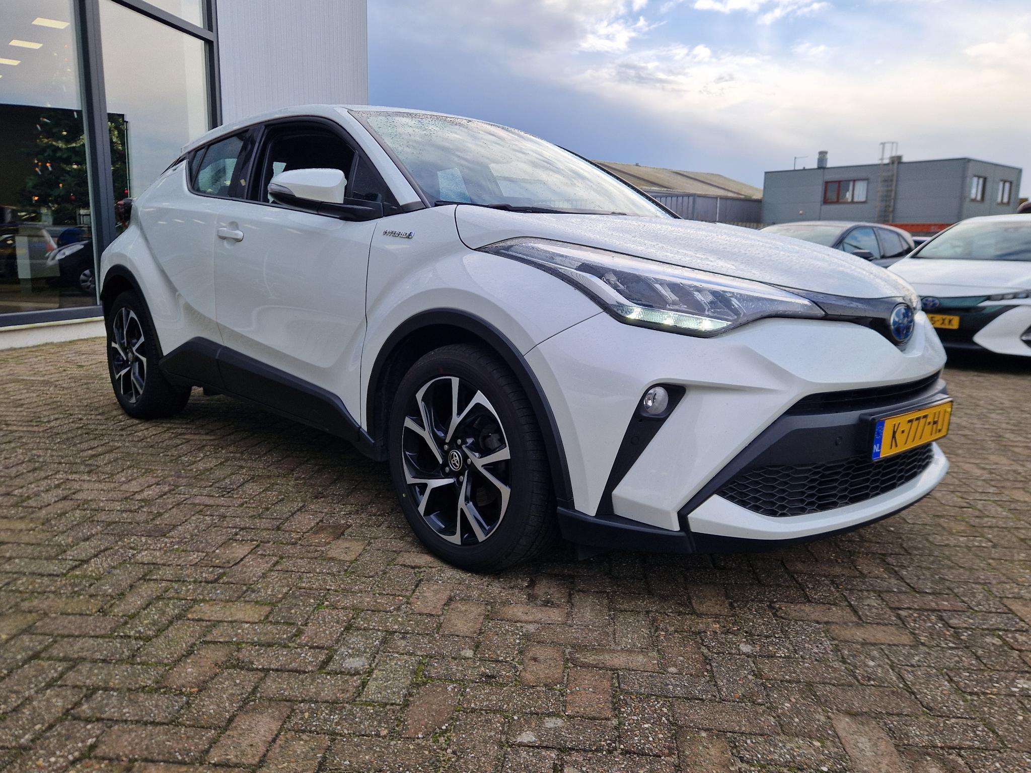 Foto van Toyota C-hr