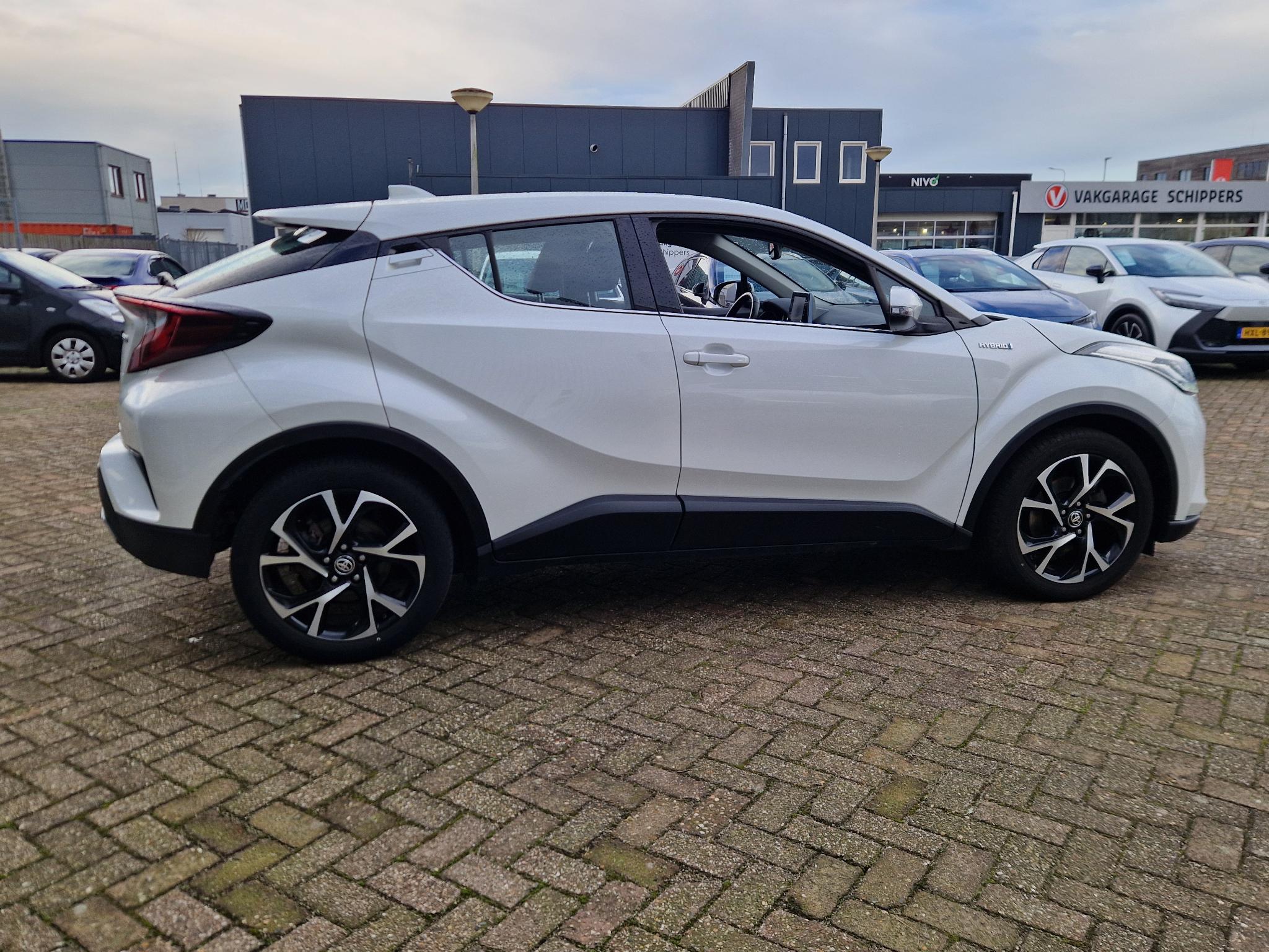 Foto van Toyota C-hr