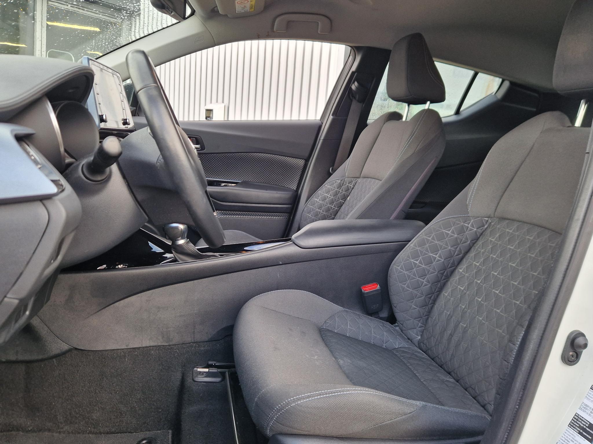 Foto van Toyota C-hr
