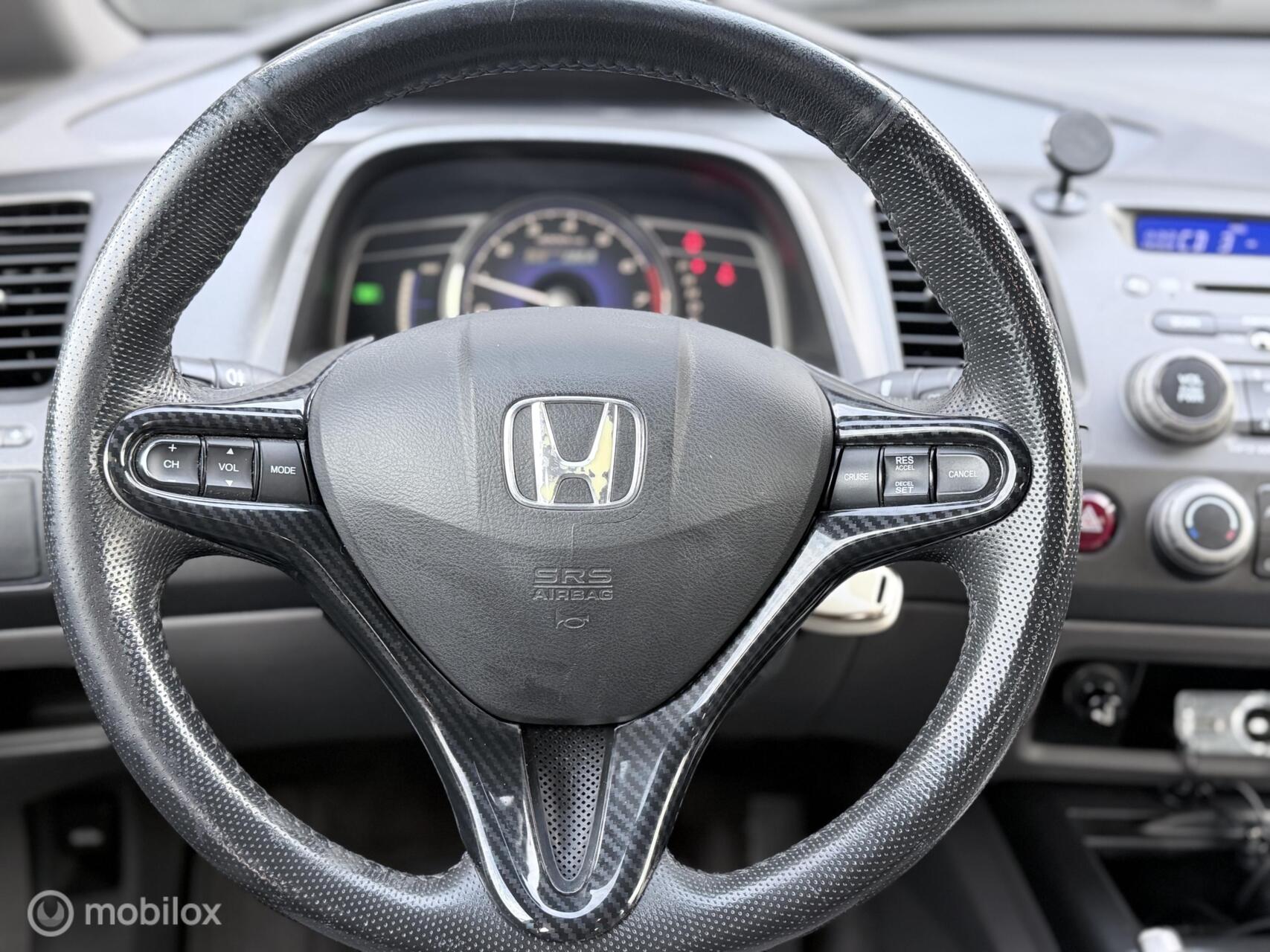 Foto van Honda Civic 4dr Hybrid