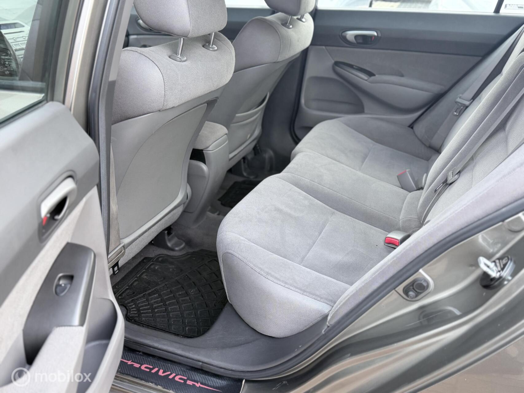 Foto van Honda Civic 4dr Hybrid