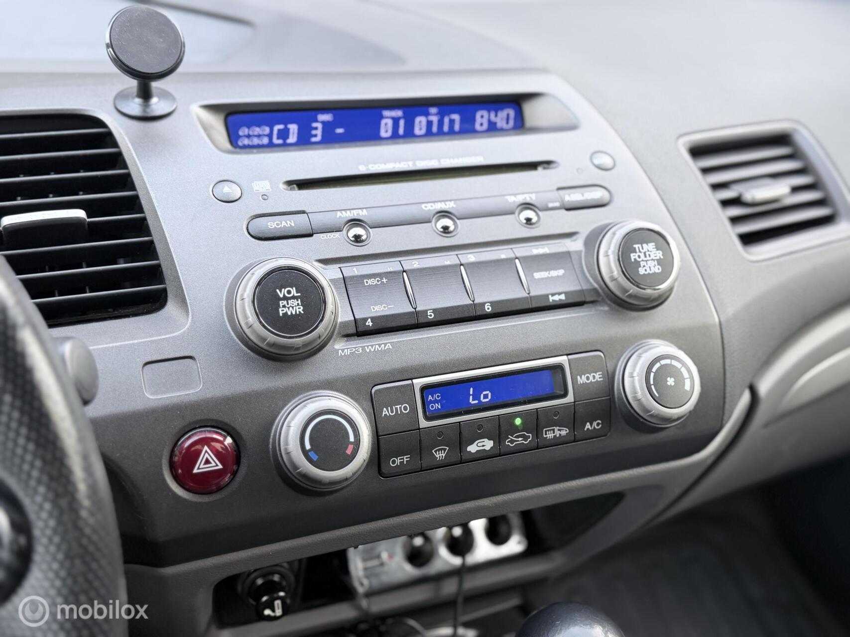Foto van Honda Civic 4dr Hybrid
