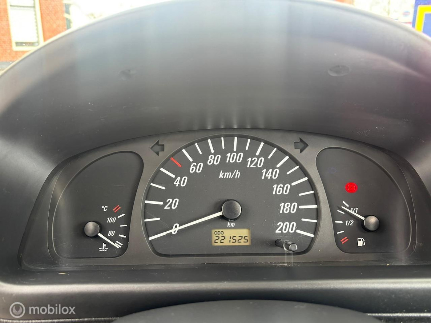 Foto van Opel Agila