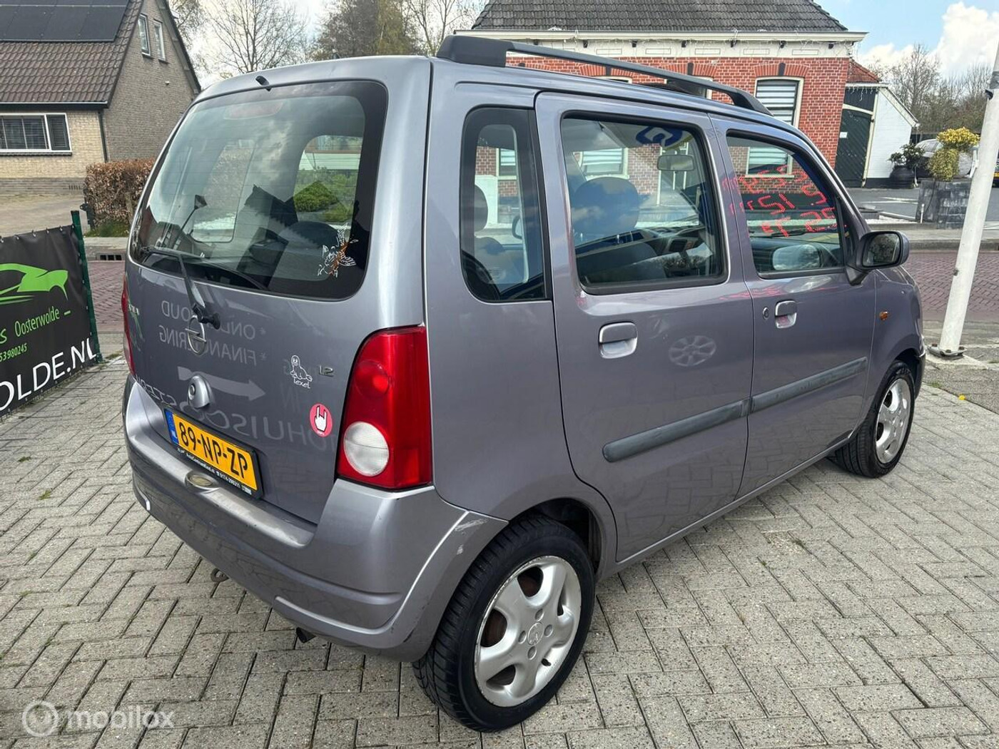 Foto van Opel Agila