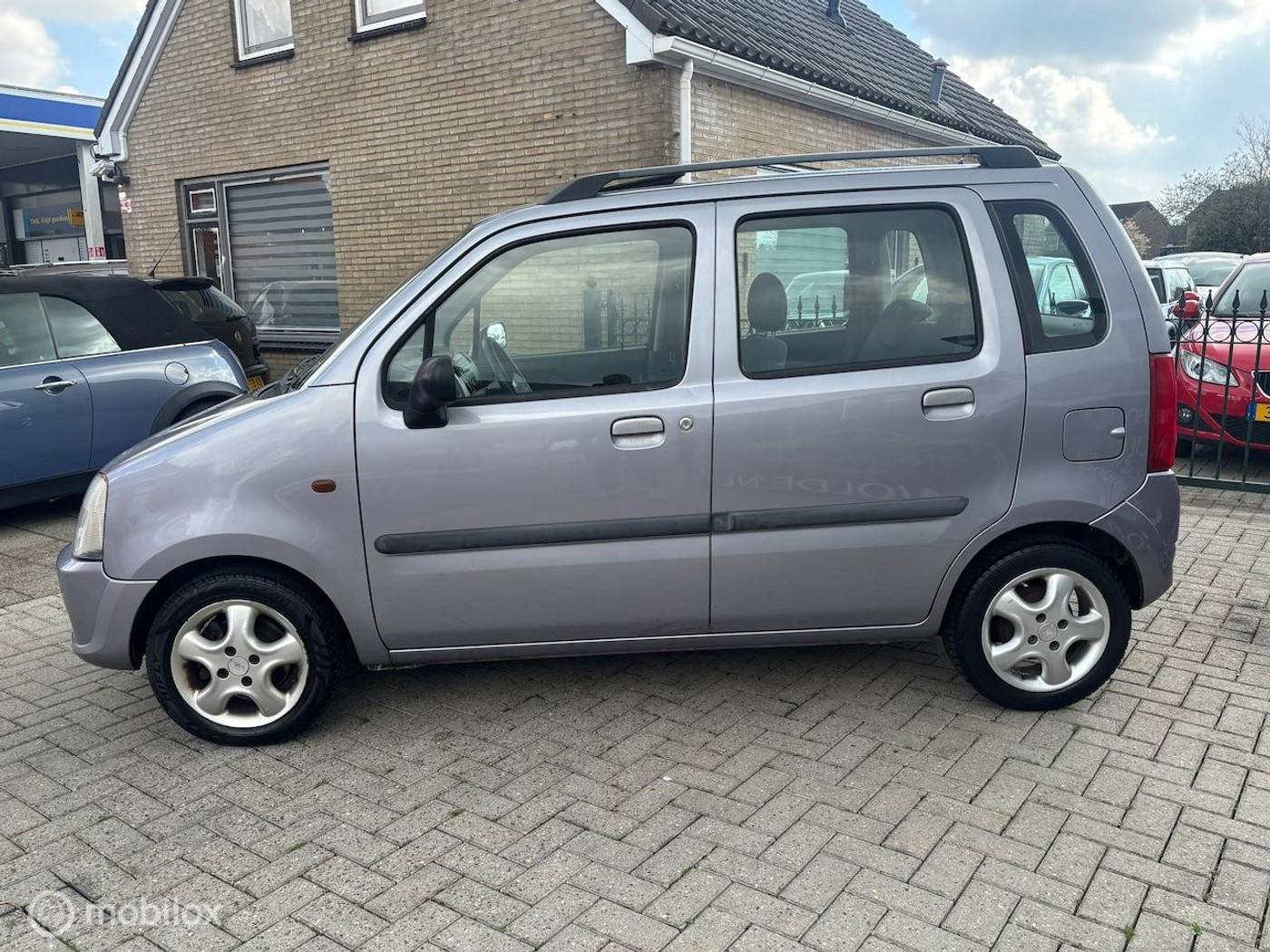 Foto van Opel Agila