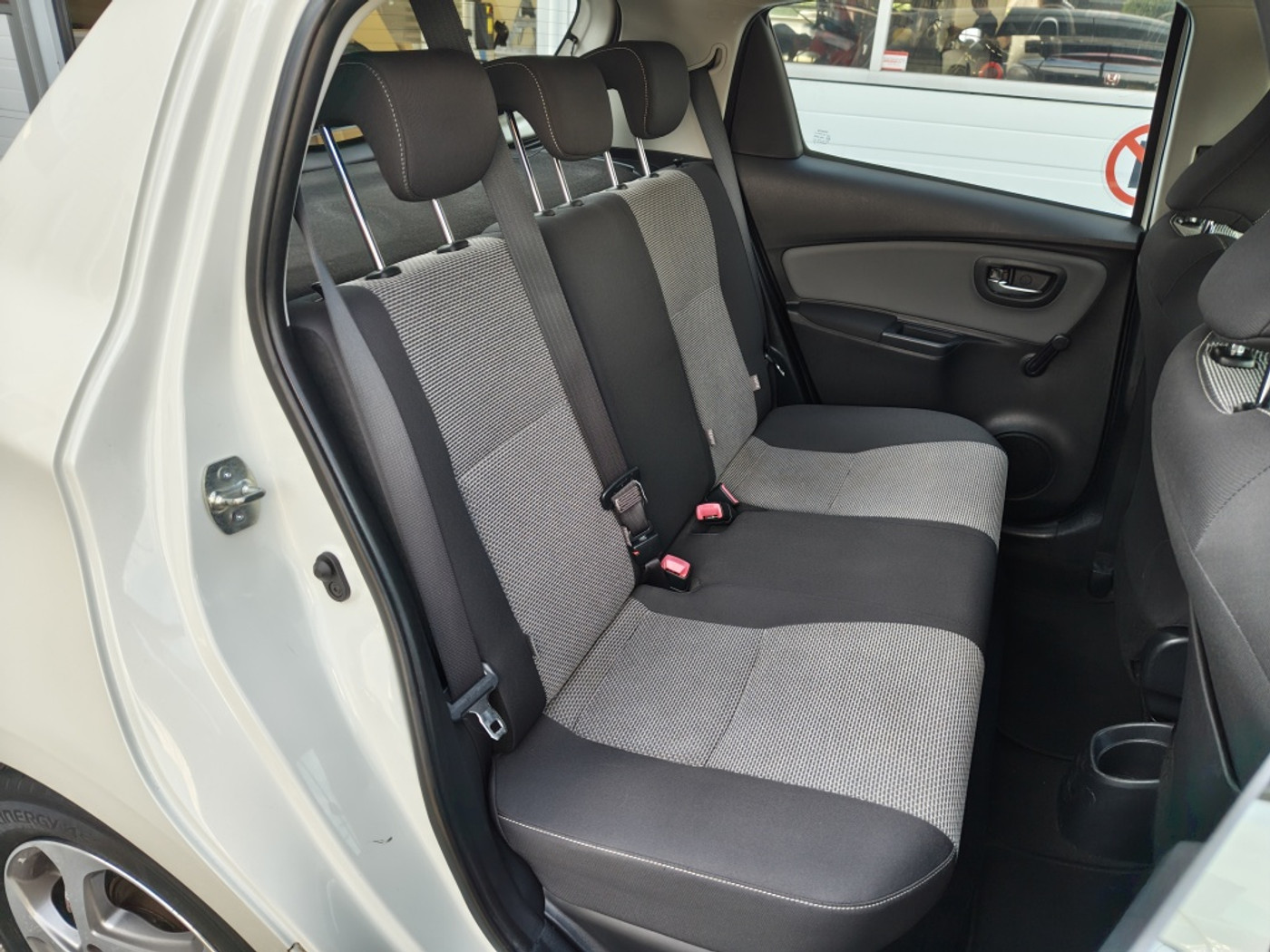 Foto van Toyota Toyota Yaris Hybrid