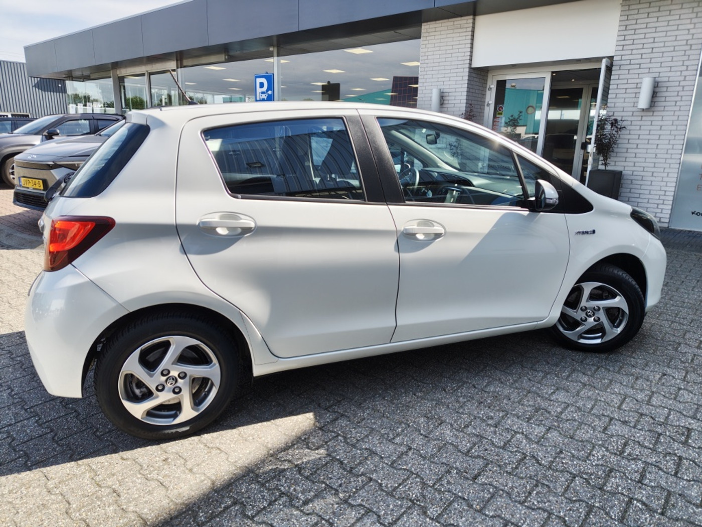 Foto van Toyota Toyota Yaris Hybrid