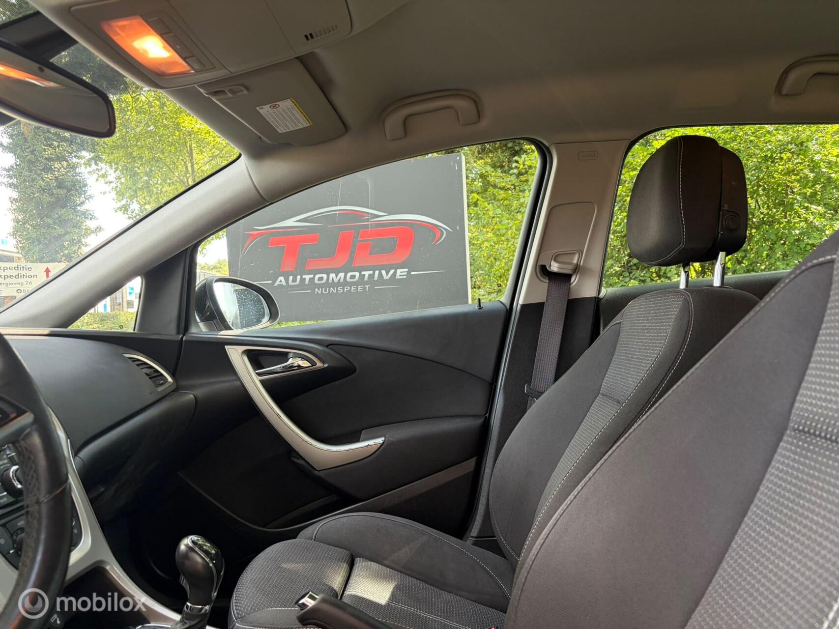Foto van Opel Astra Sports Tourer