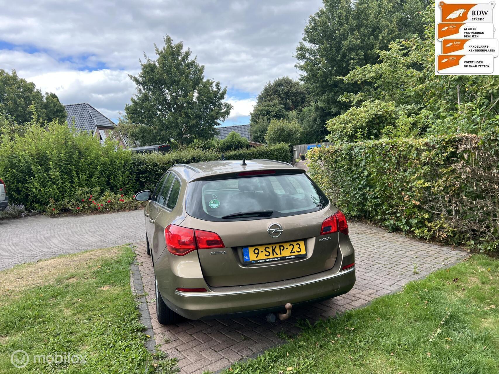 Foto van Opel Astra Sports Tourer