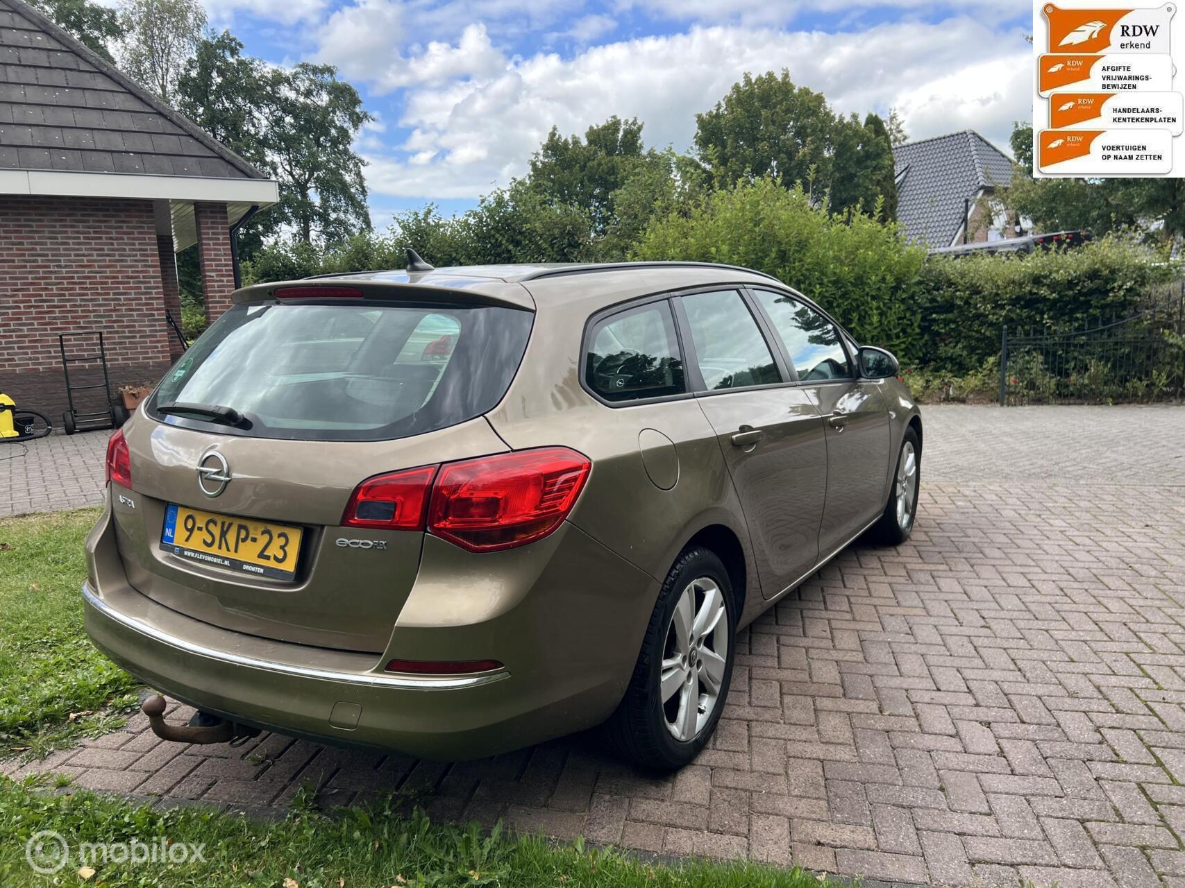 Foto van Opel Astra Sports Tourer