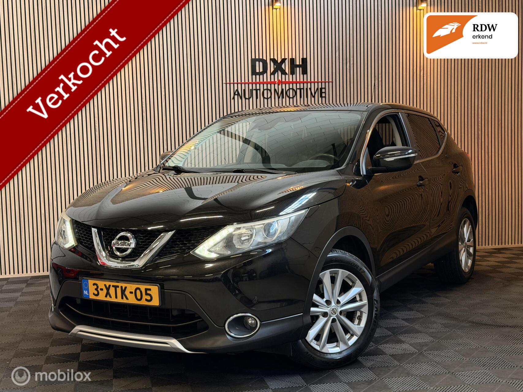 Nissan Nissan Qashqai 1.5 dCi Connect Ed. PANO NAVI DAB CAMRA TREKH 2014 - voorkant