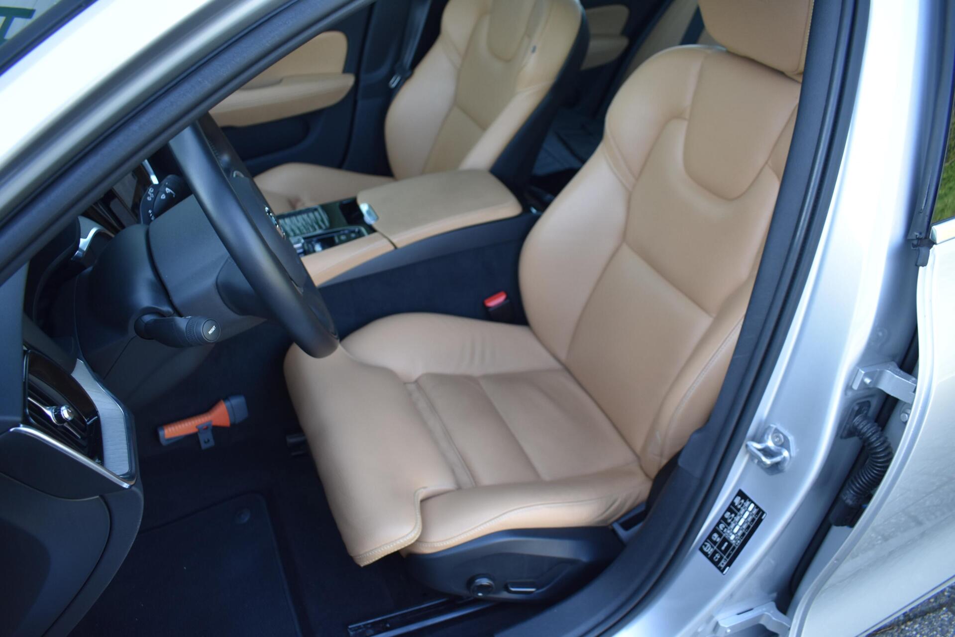 Foto van Volvo V60 T8 Twin Engine