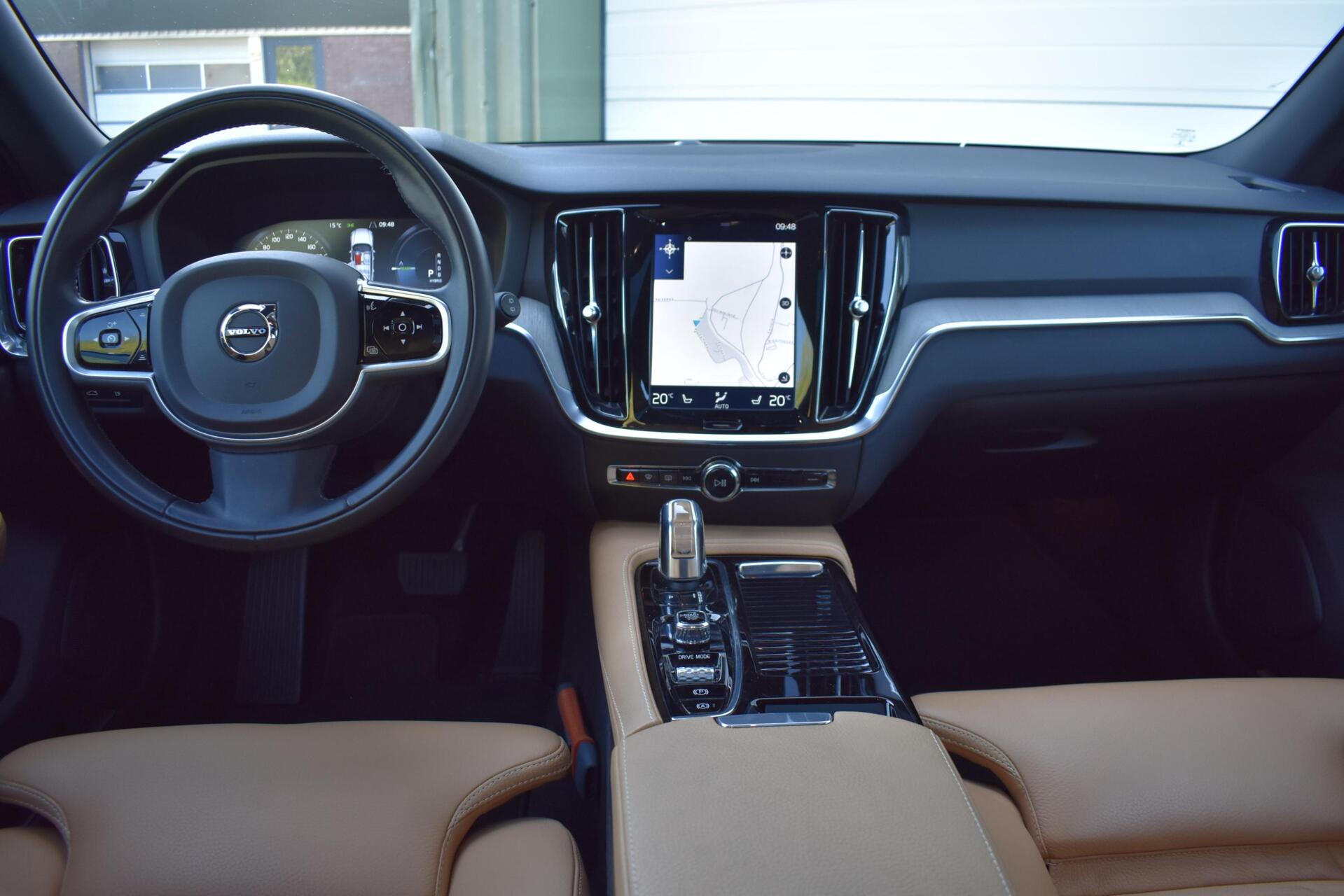 Foto van Volvo V60 T8 Twin Engine