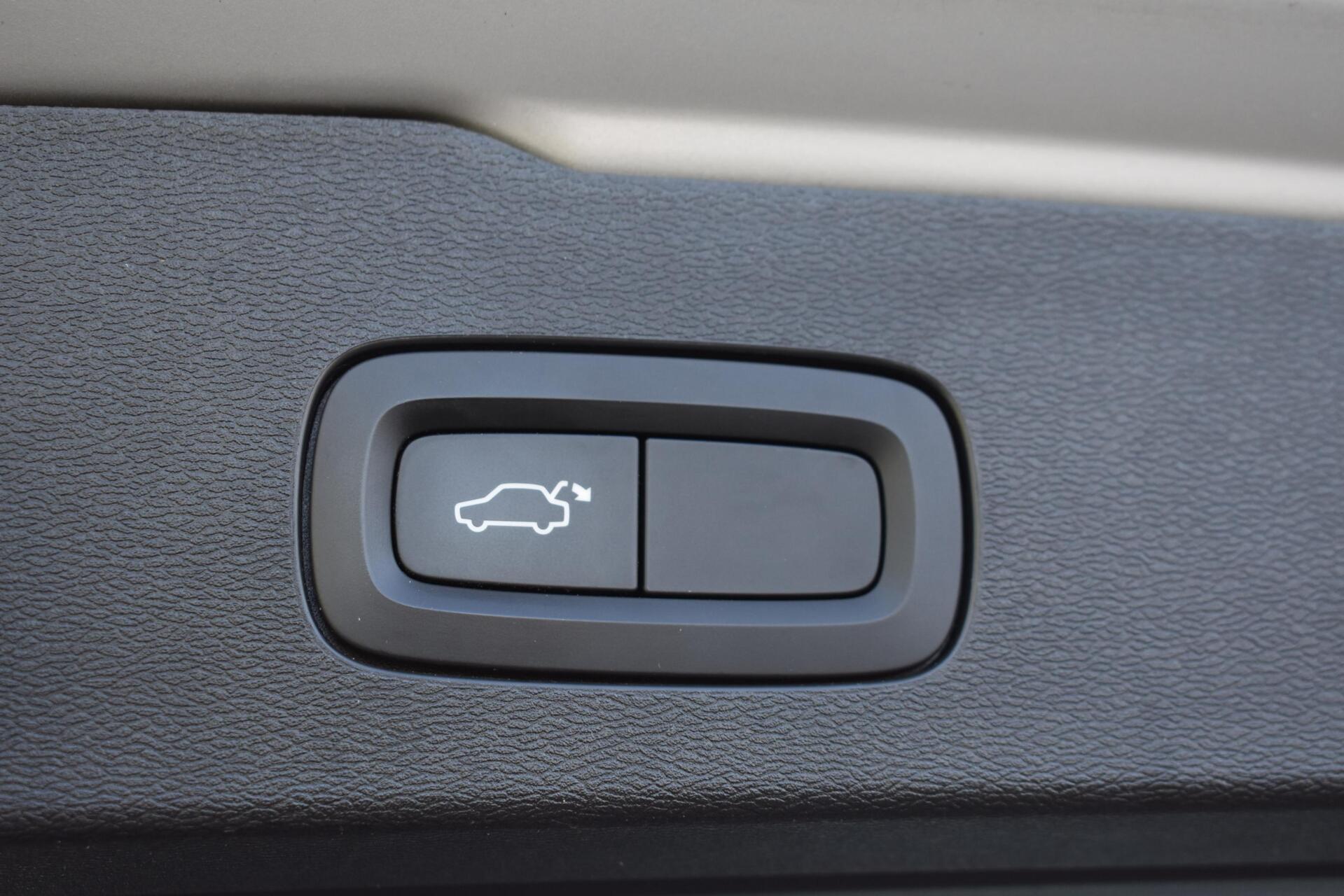 Foto van Volvo V60 T8 Twin Engine