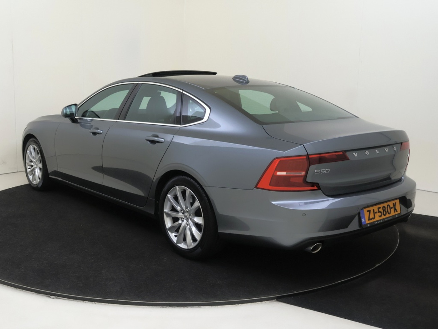 Foto van Volvo S90