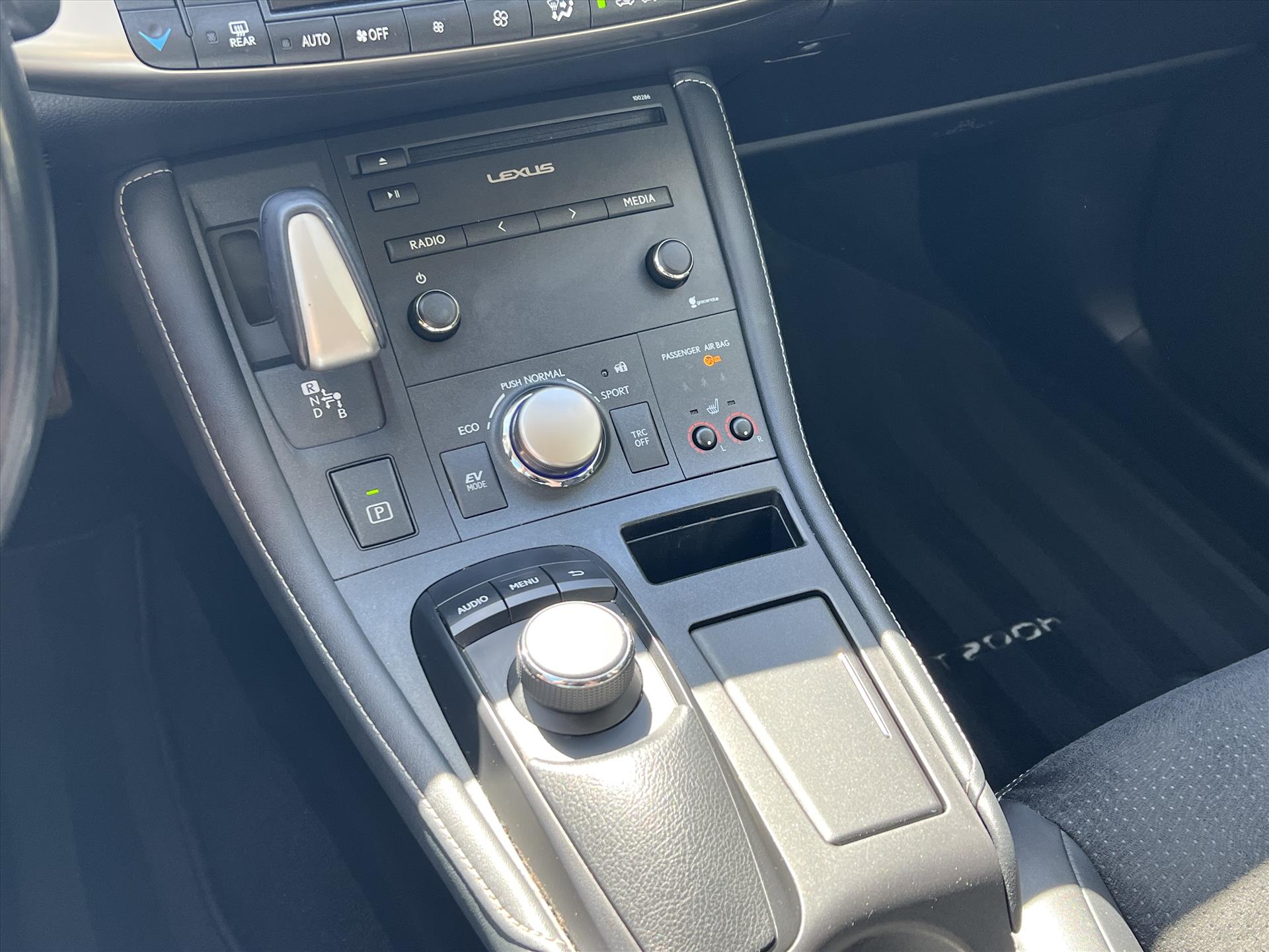 Foto van Lexus Lexus Ct200h