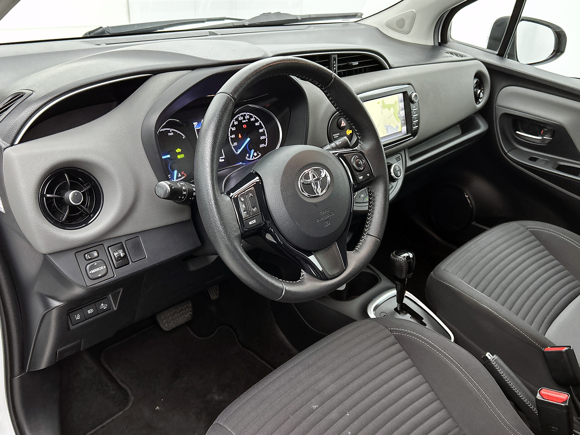 Foto van Toyota Toyota Yaris Hybrid