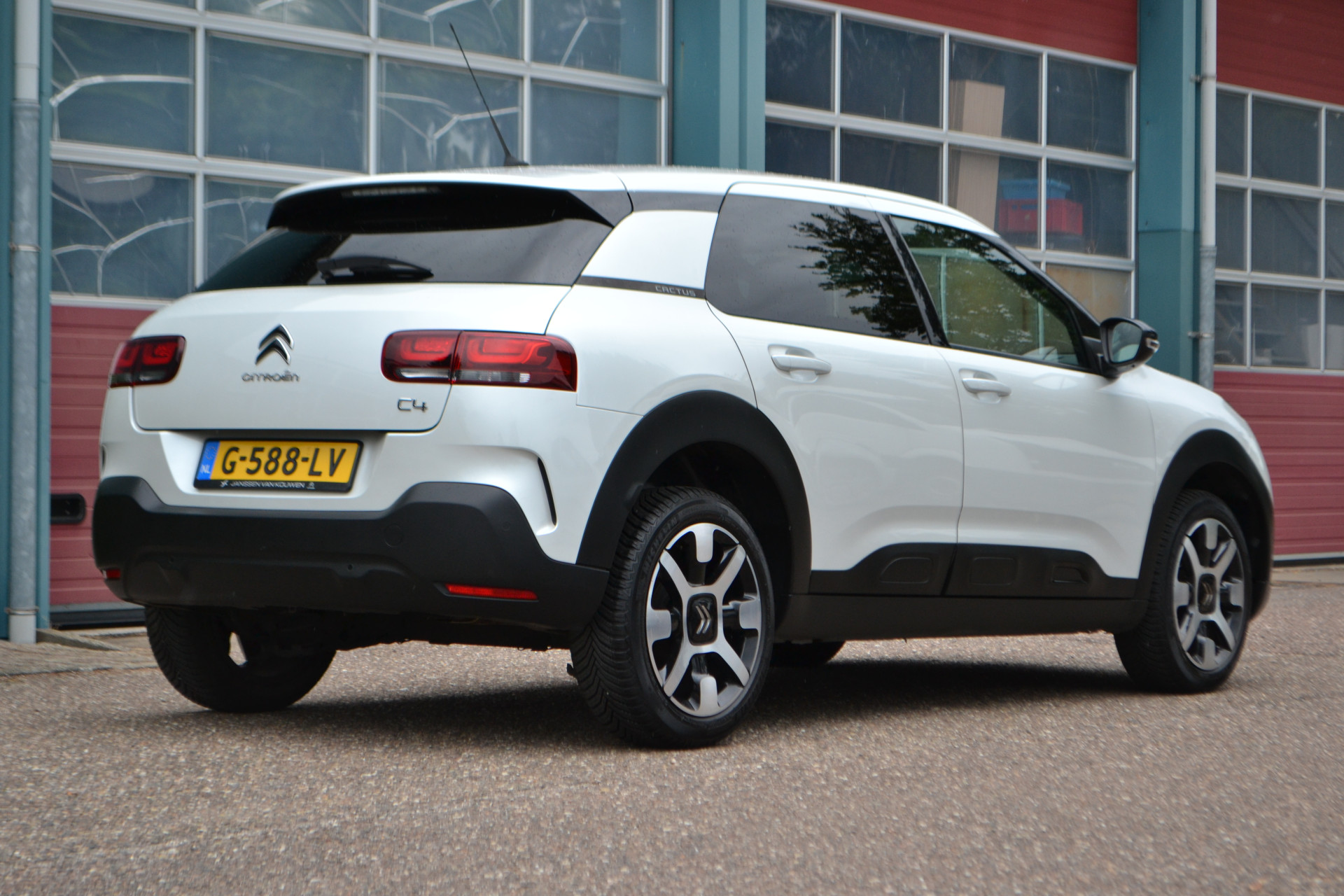 Foto van Citroen C4 Cactus