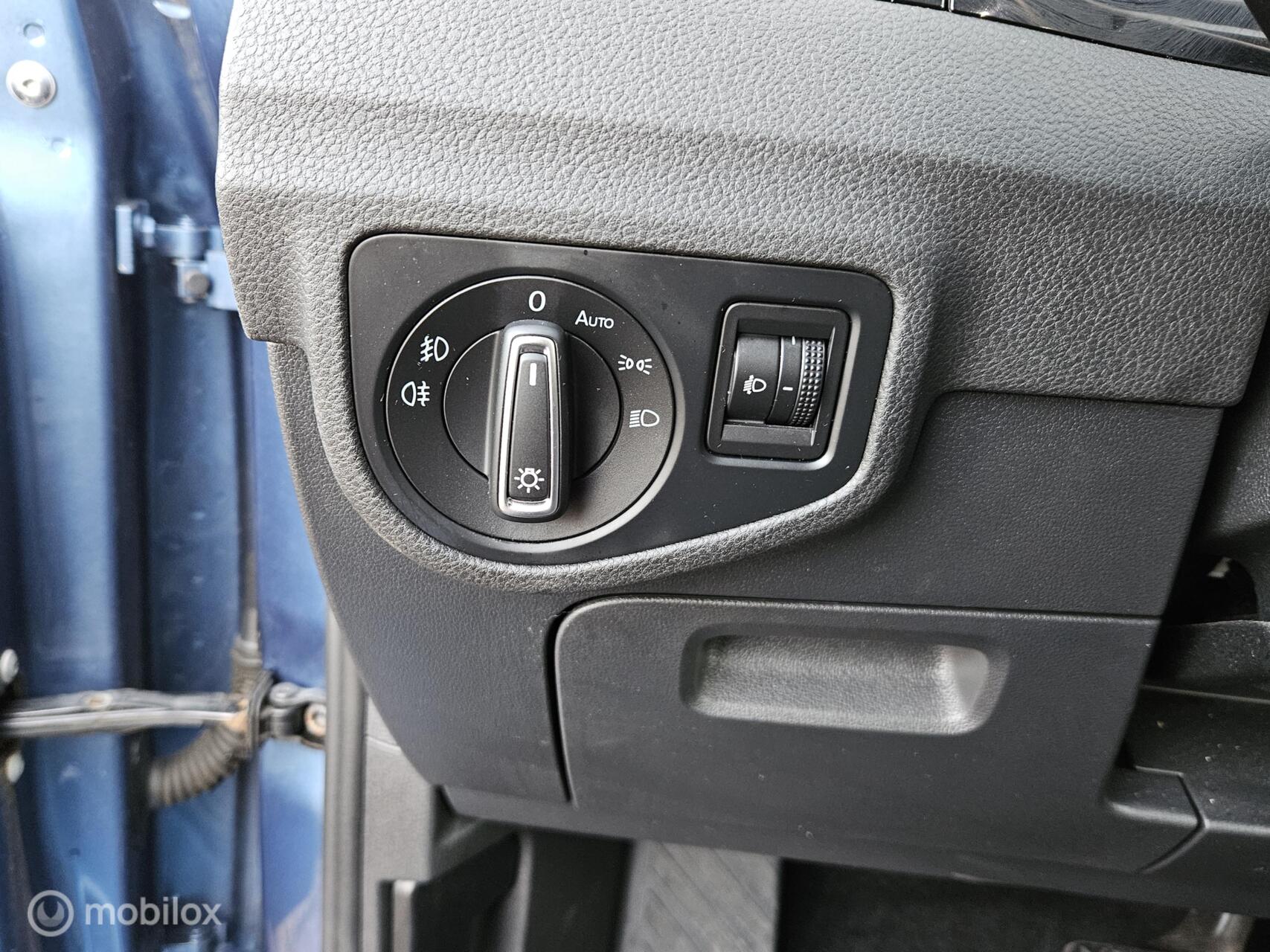 Foto van Volkswagen Golf Sportsvan