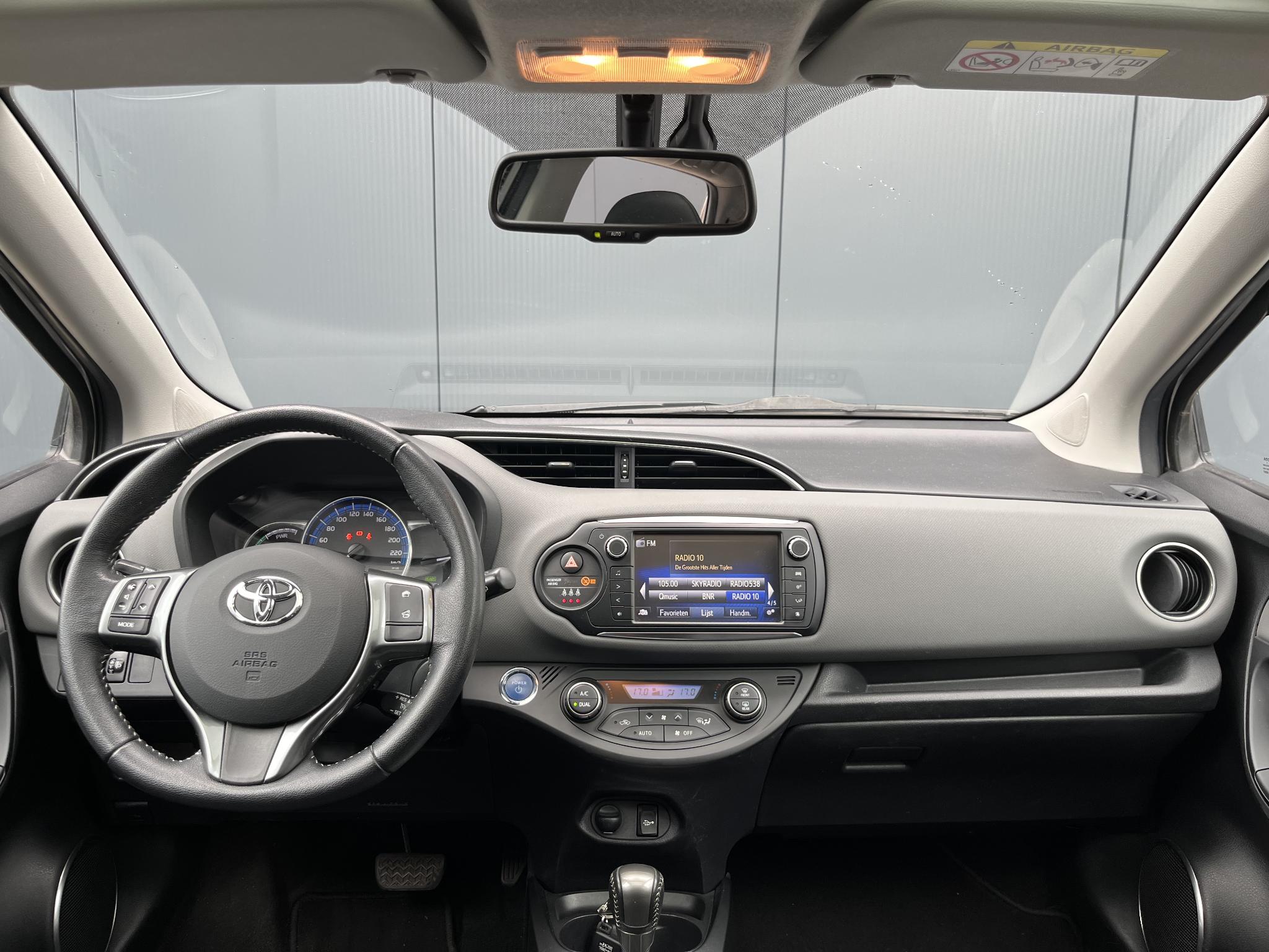 Foto van Toyota Toyota Yaris Hybrid