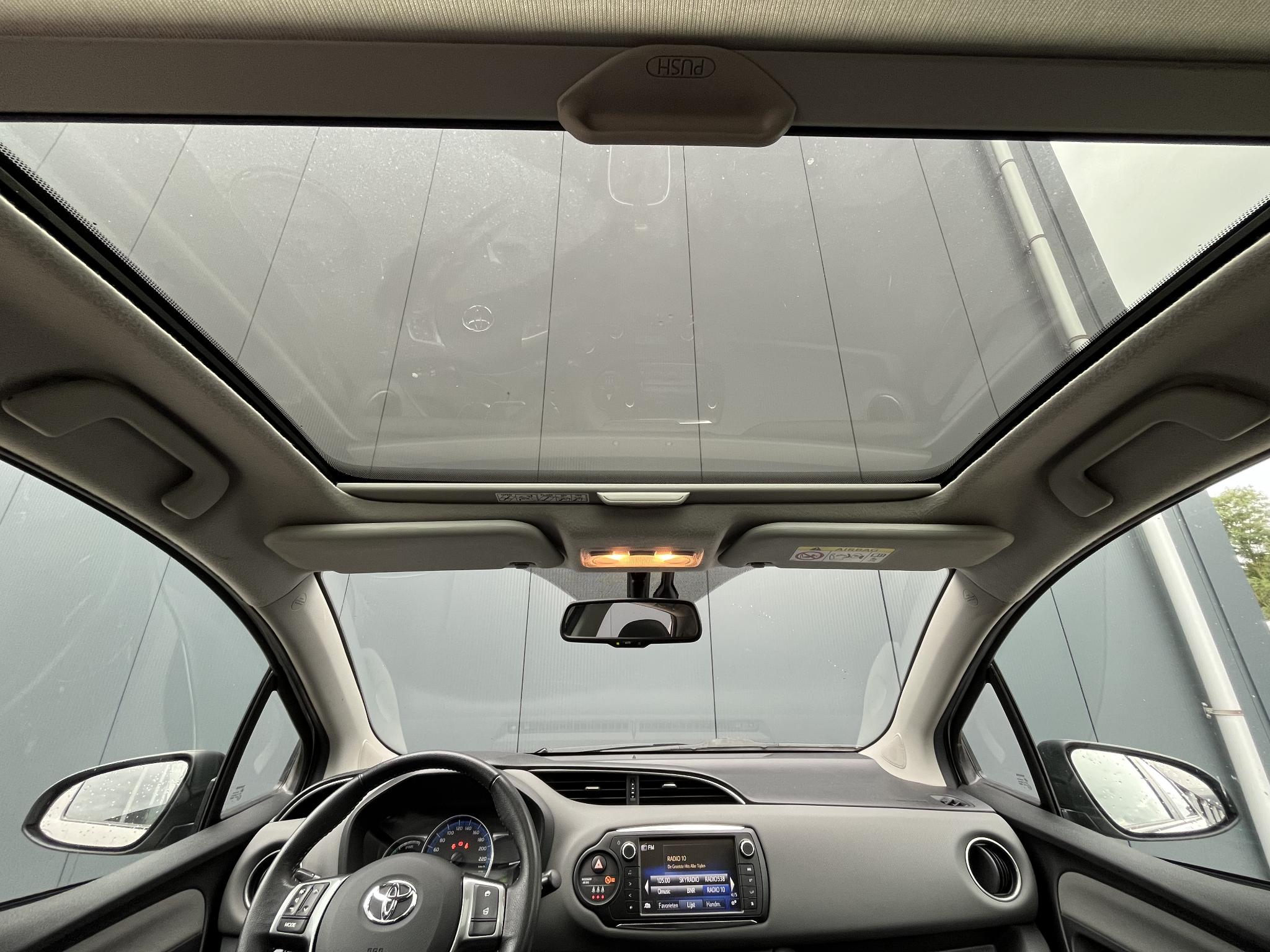 Foto van Toyota Toyota Yaris Hybrid