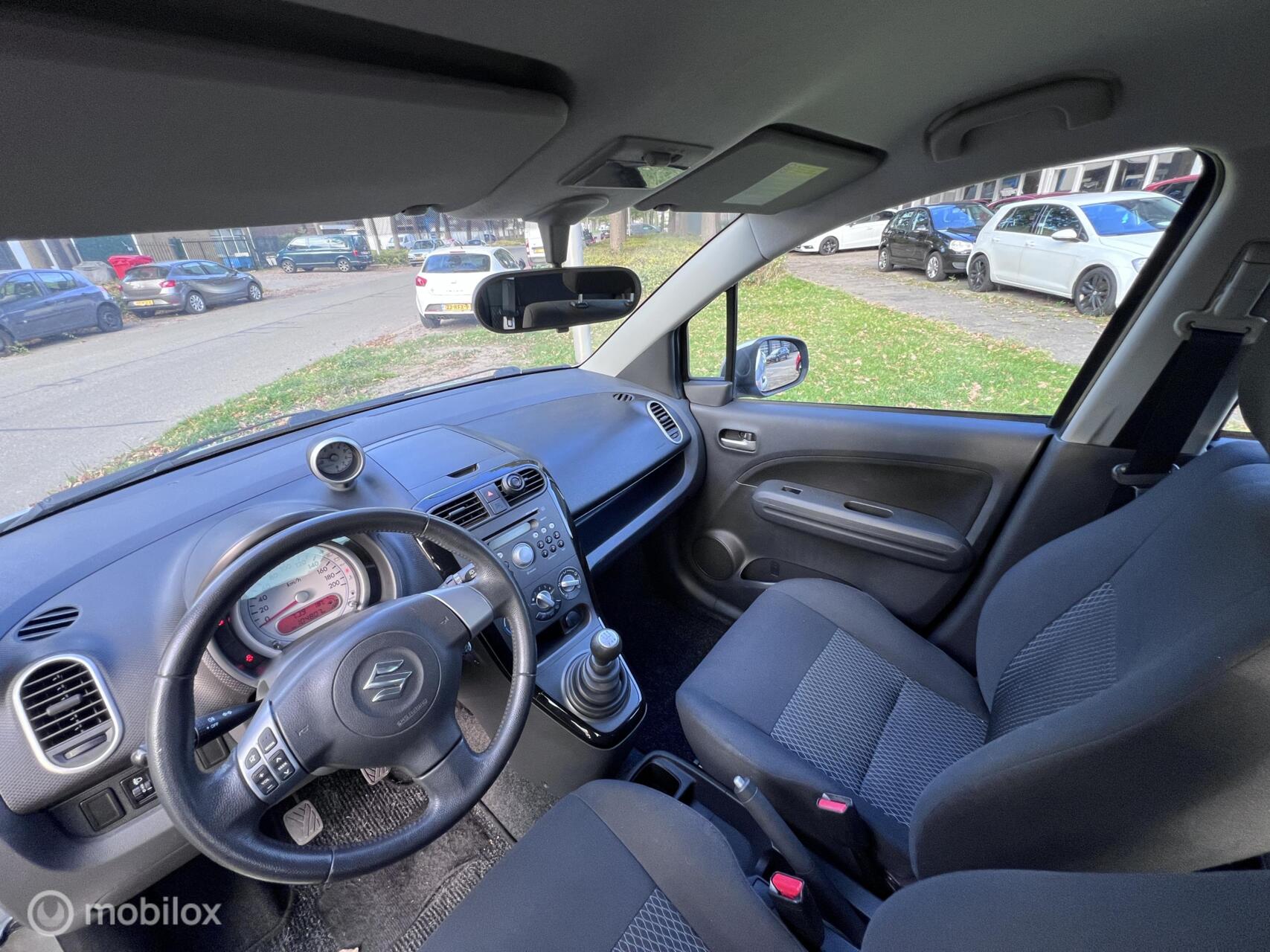 Foto van Suzuki Splash