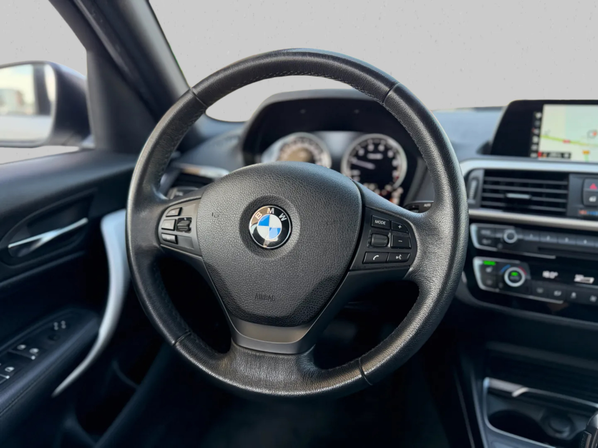 Foto van BMW 118i