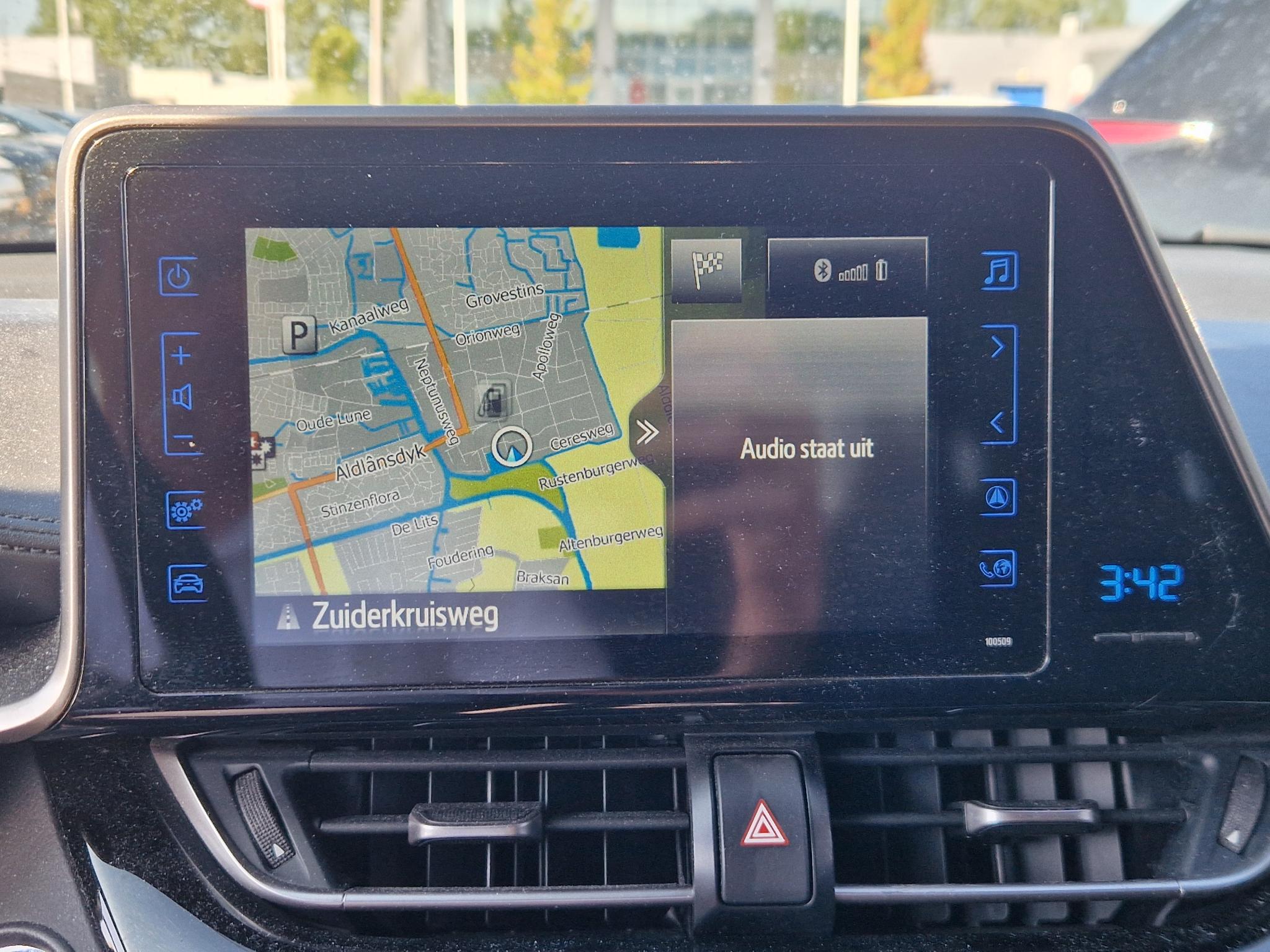 Foto van Toyota Toyota C-hr