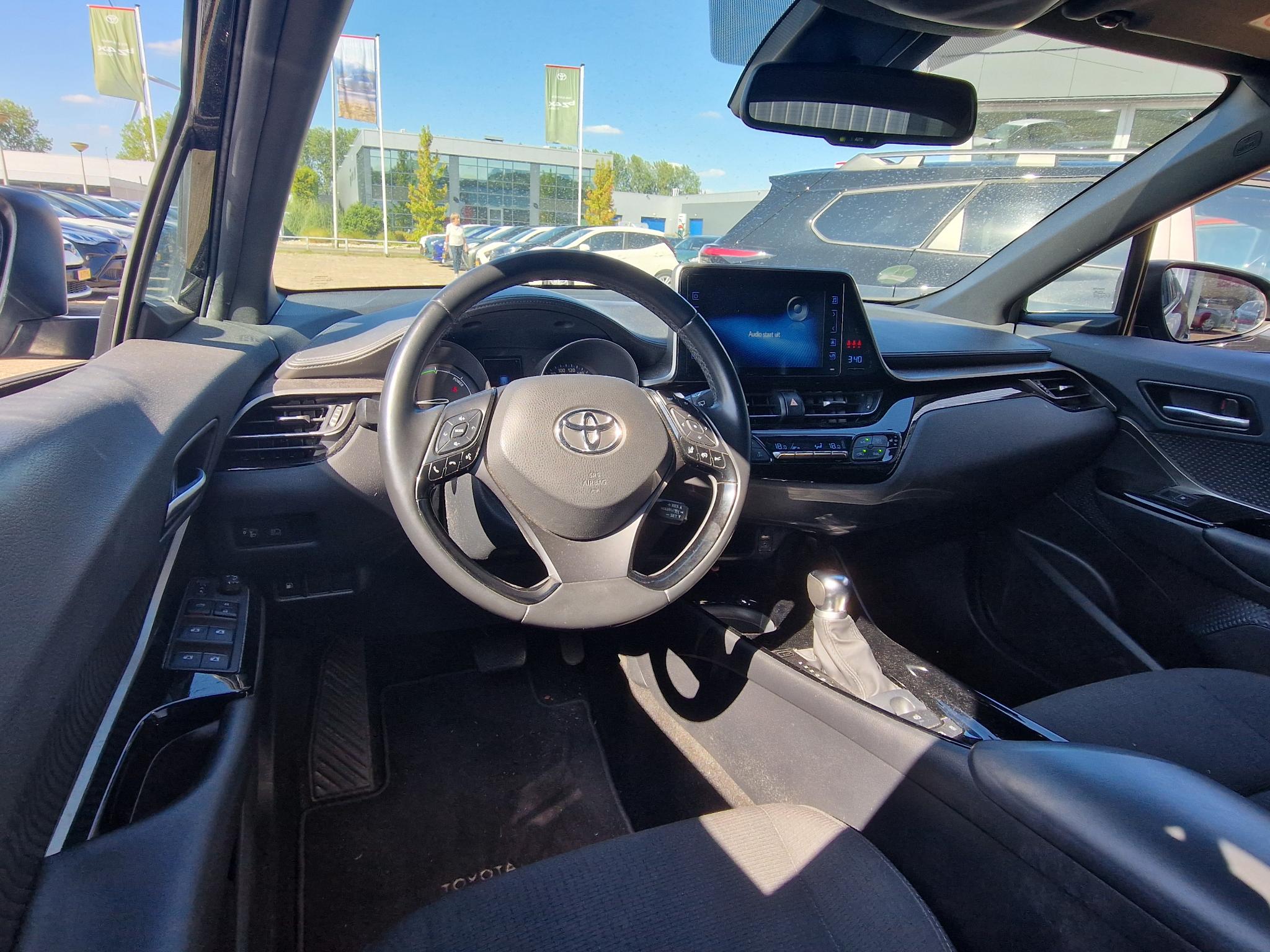 Foto van Toyota Toyota C-hr