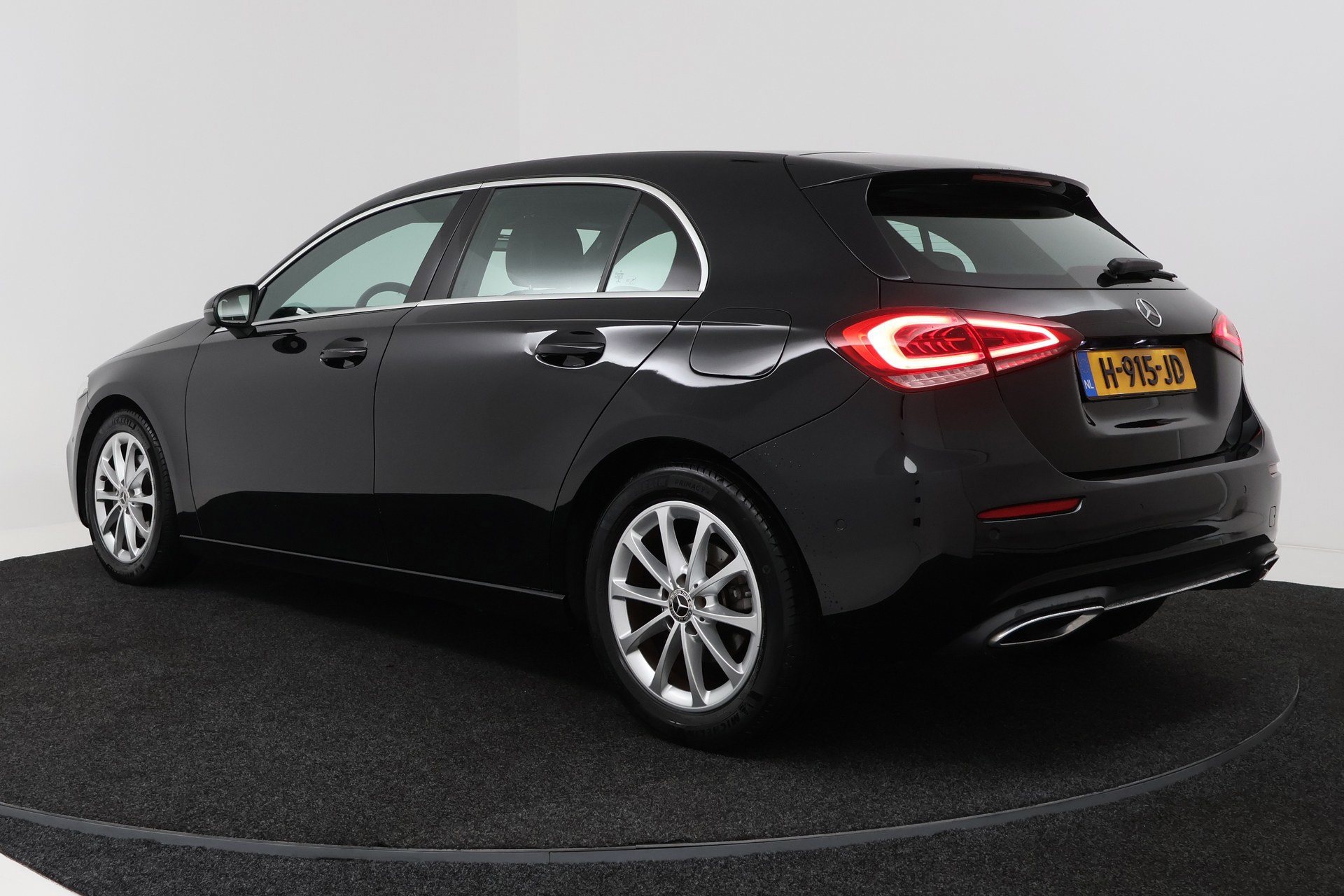 Foto van Mercedes-Benz A 200