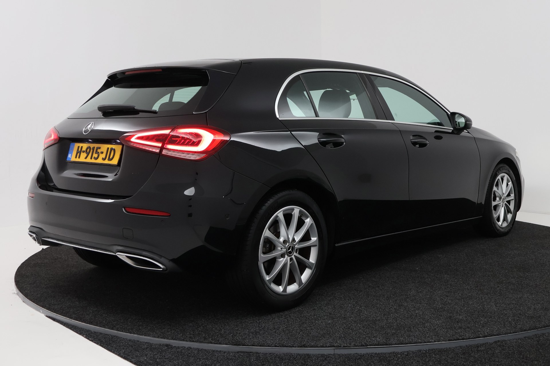 Foto van Mercedes-Benz A 200