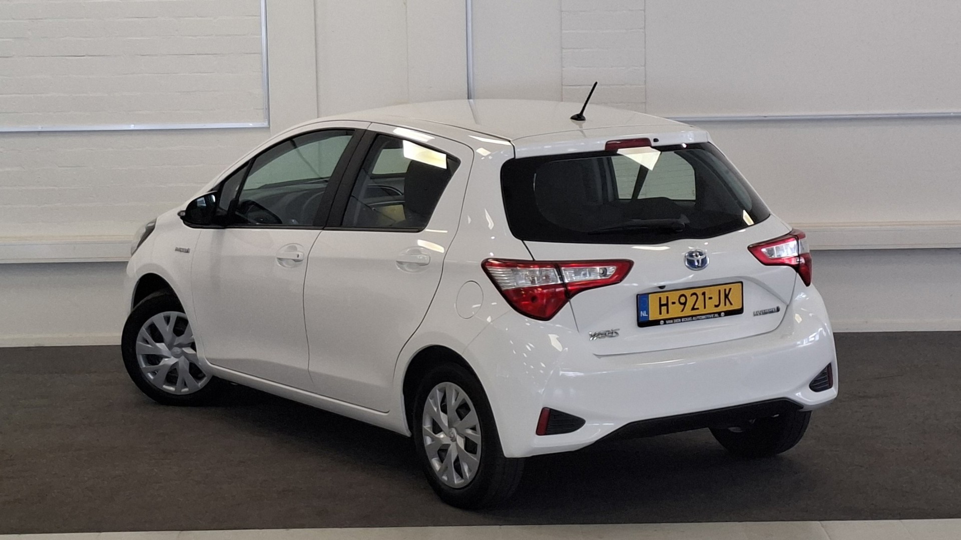 Foto van Toyota Toyota Yaris Hybrid