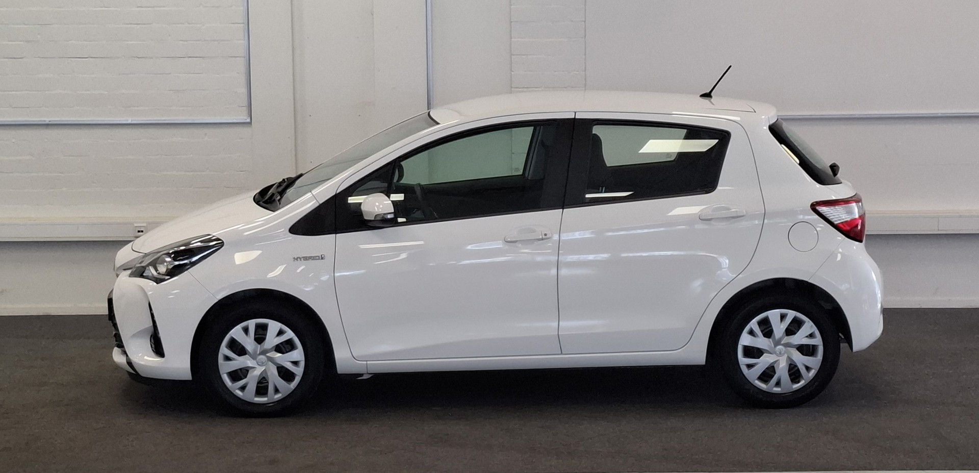 Foto van Toyota Toyota Yaris Hybrid
