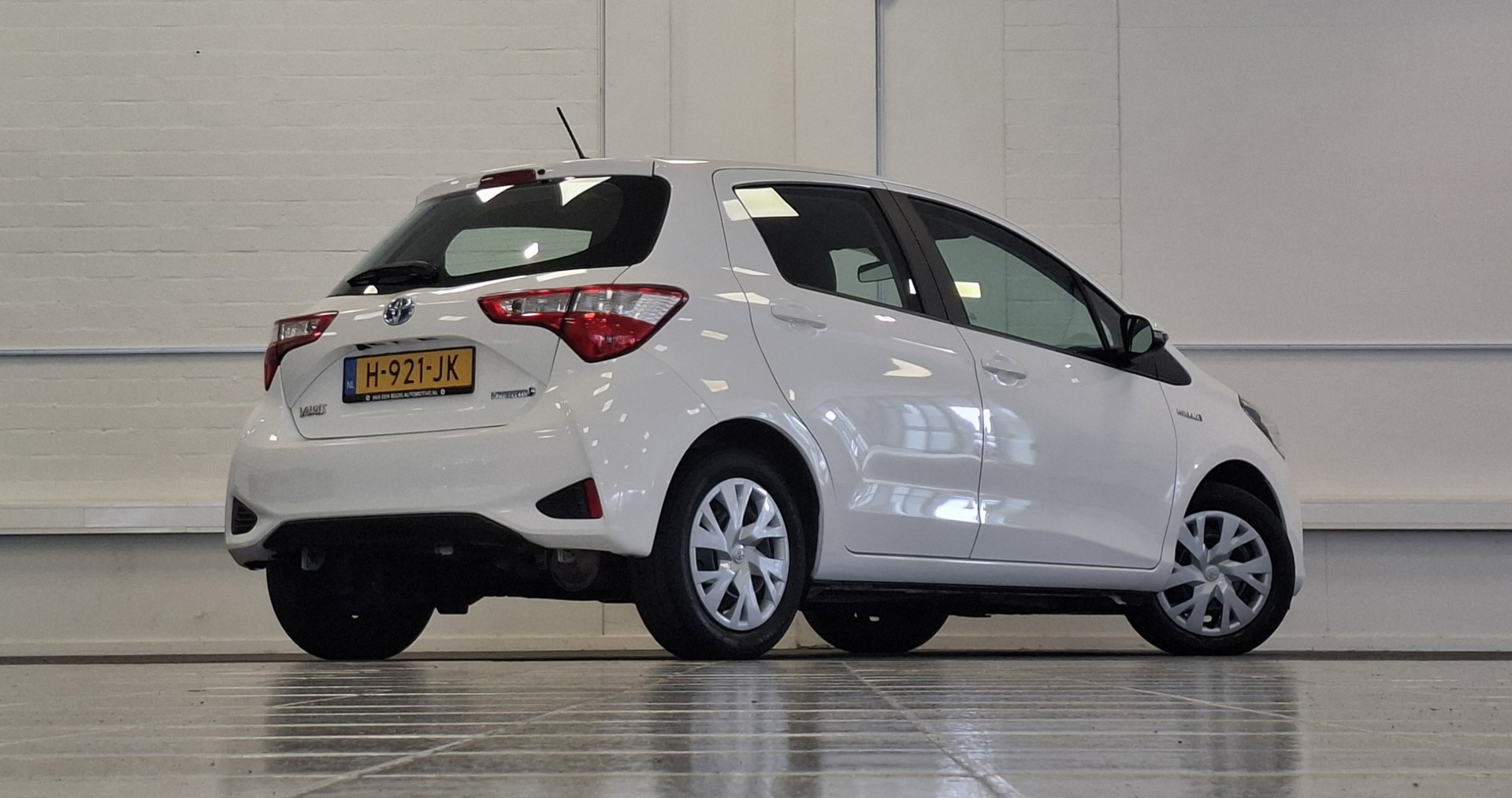 Foto van Toyota Toyota Yaris Hybrid