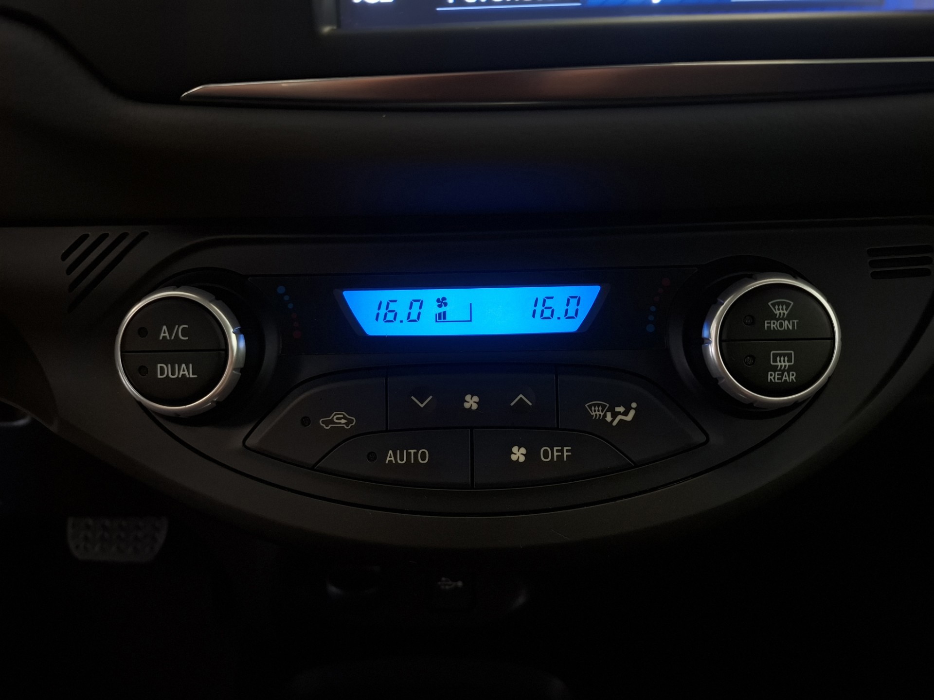 Foto van Toyota Toyota Yaris Hybrid