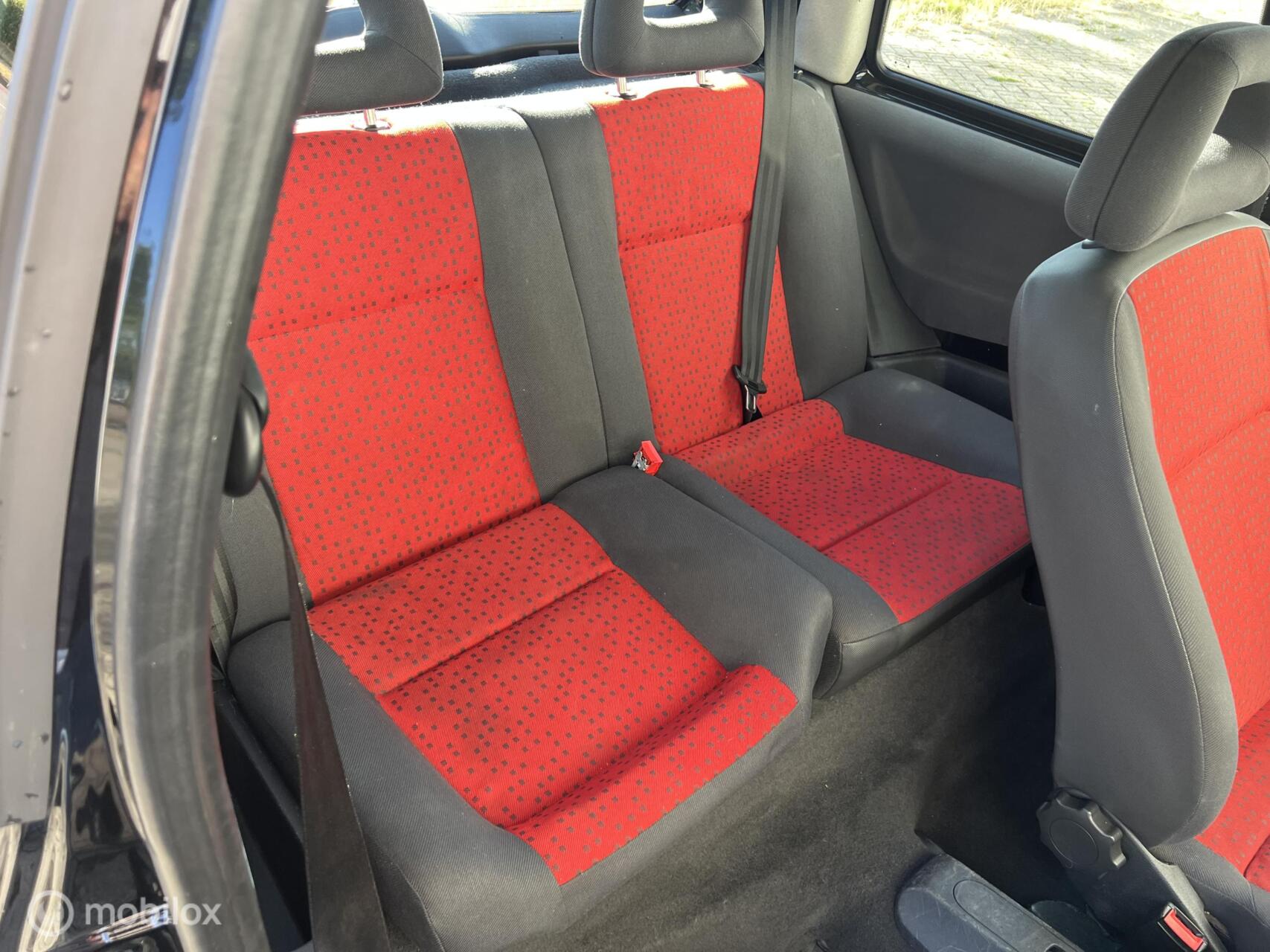 Foto van Volkswagen Lupo