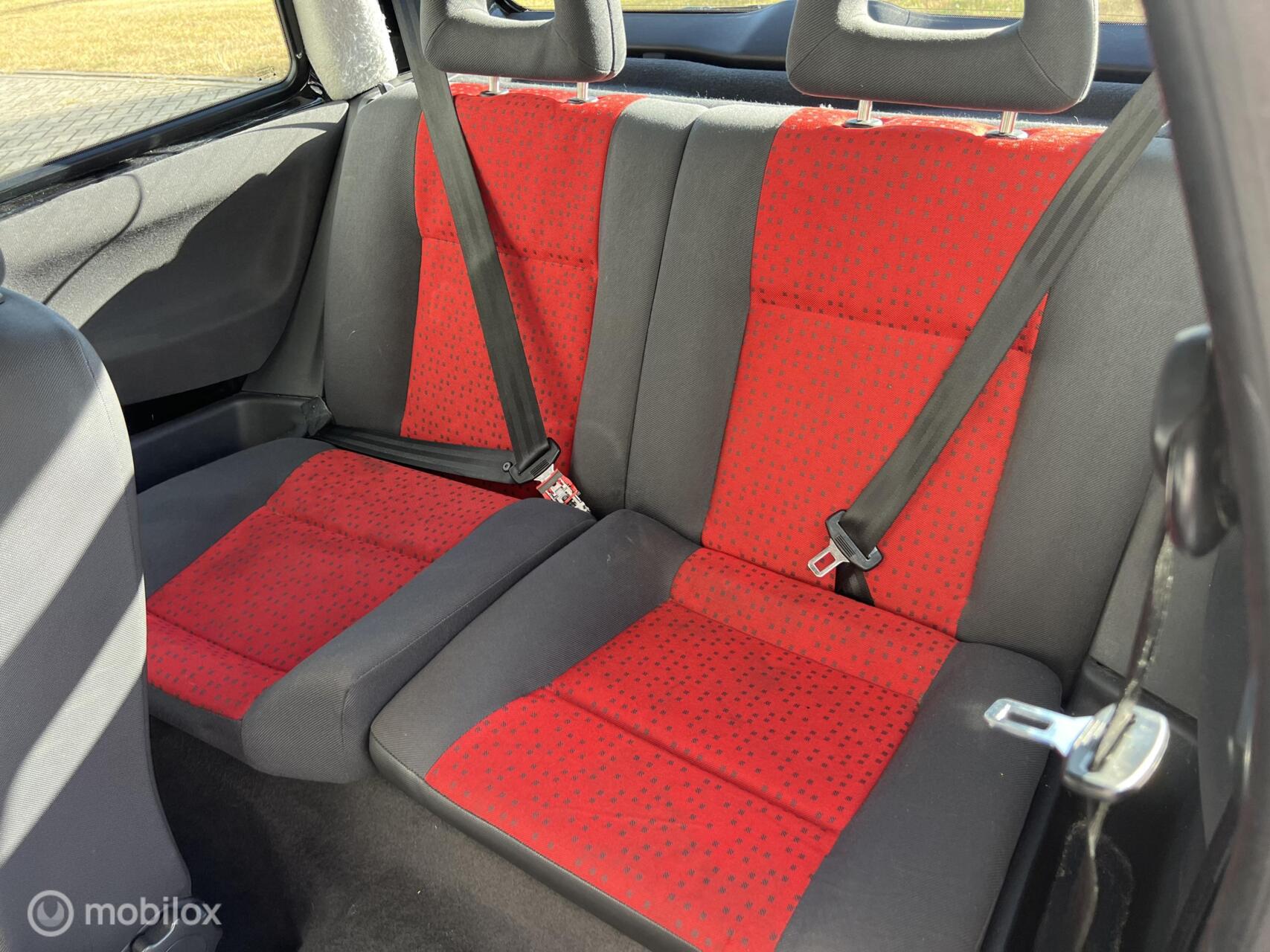 Foto van Volkswagen Lupo