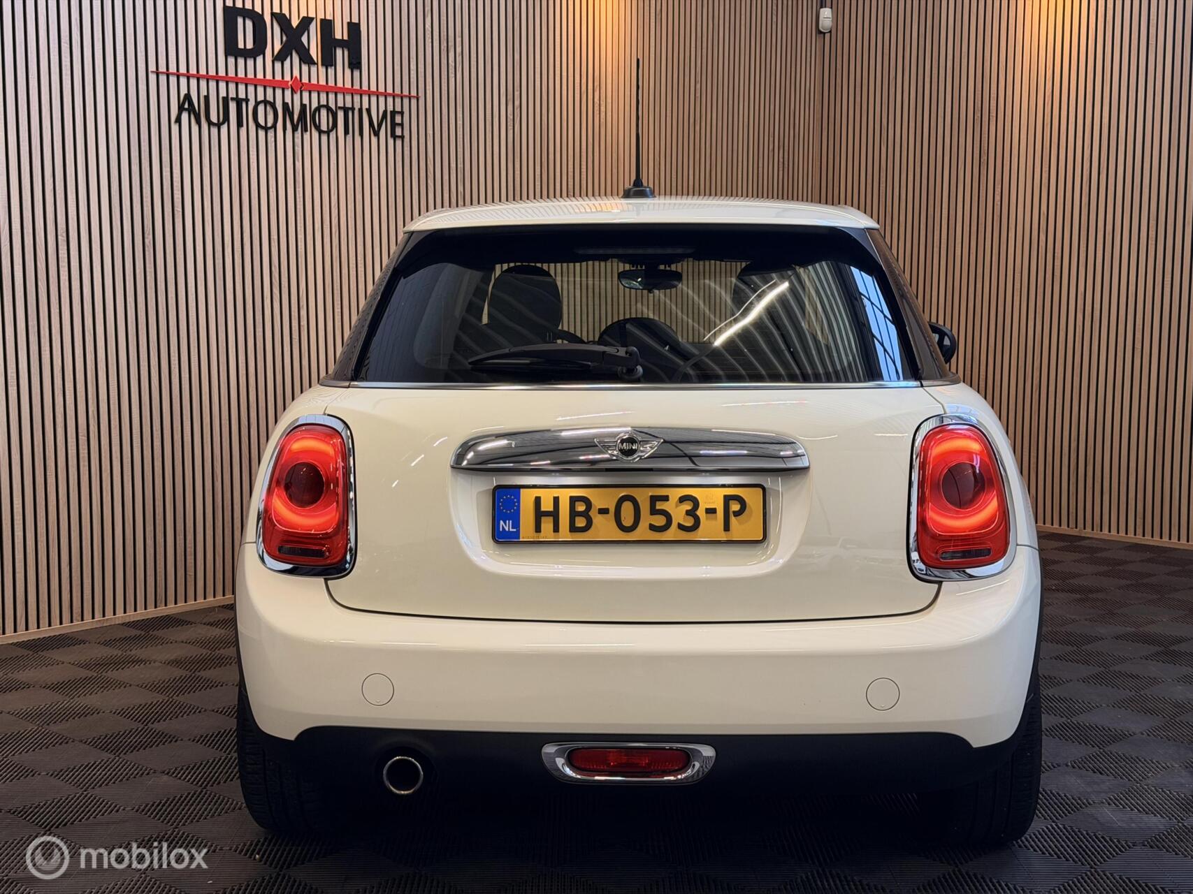 Foto van Mini One