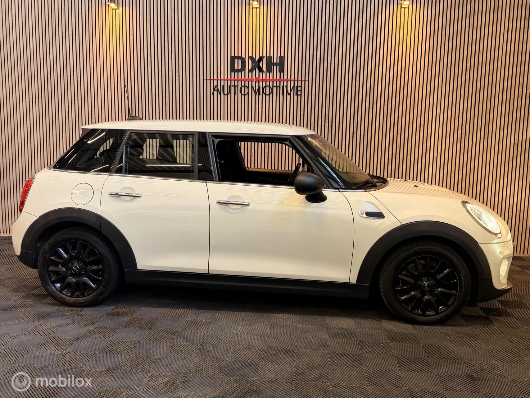 Foto van Mini One