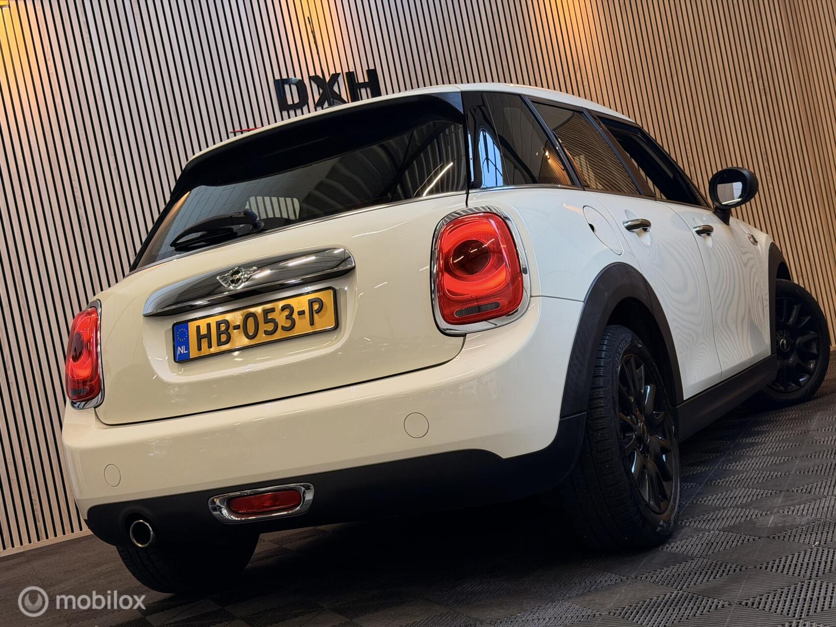 Foto van Mini One