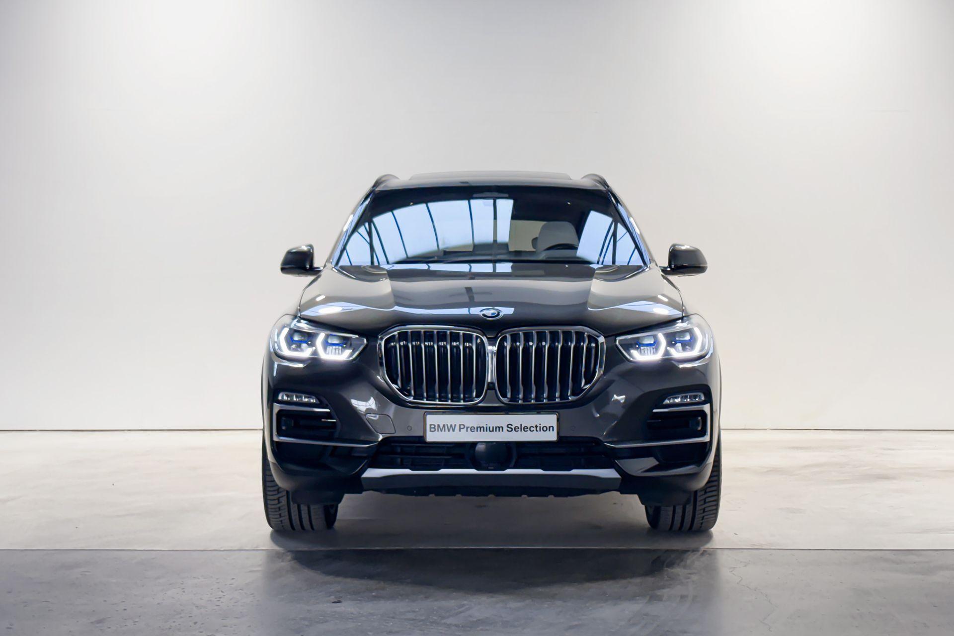 Foto van BMW X5 Xdrive45e