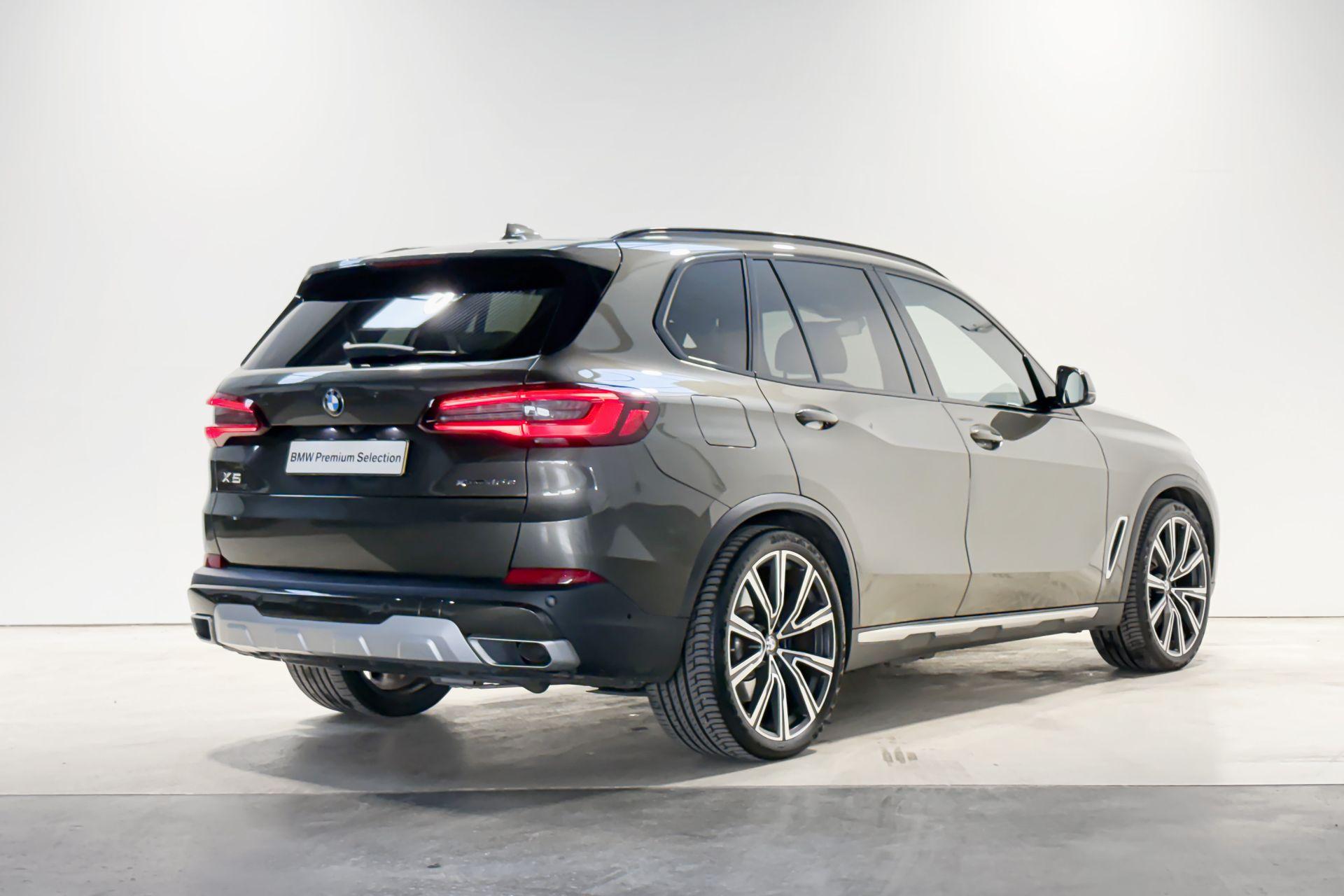 Foto van BMW X5 Xdrive45e