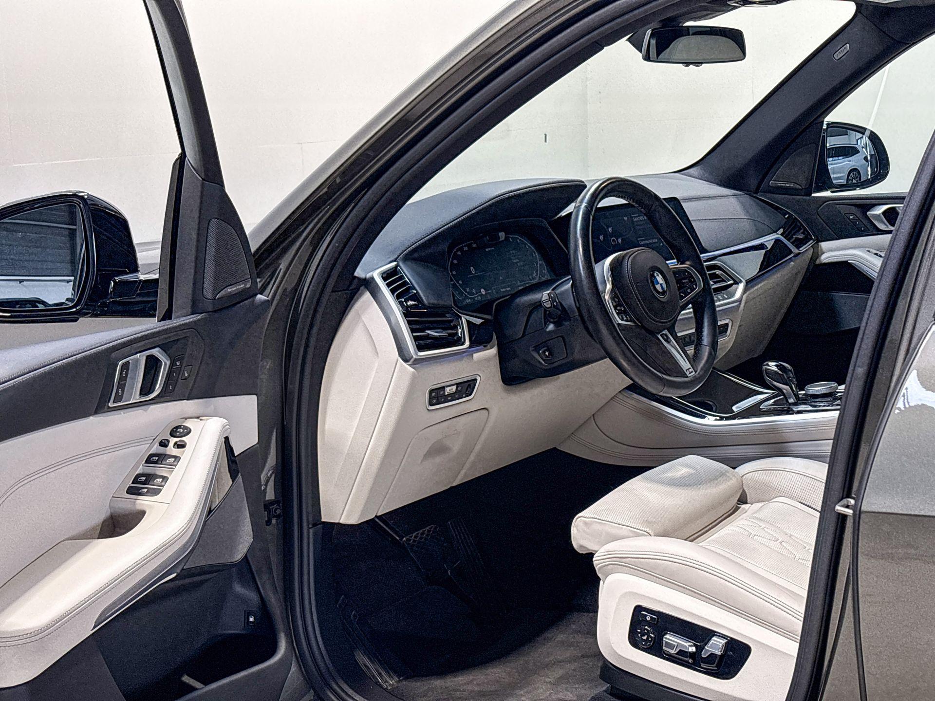 Foto van BMW X5 Xdrive45e