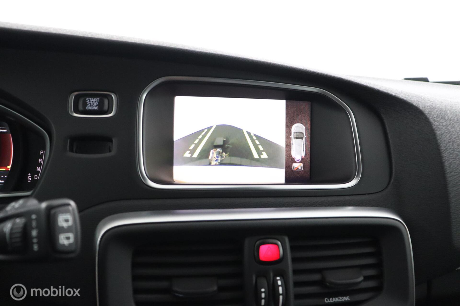 Foto van Volvo V40 Cross Country