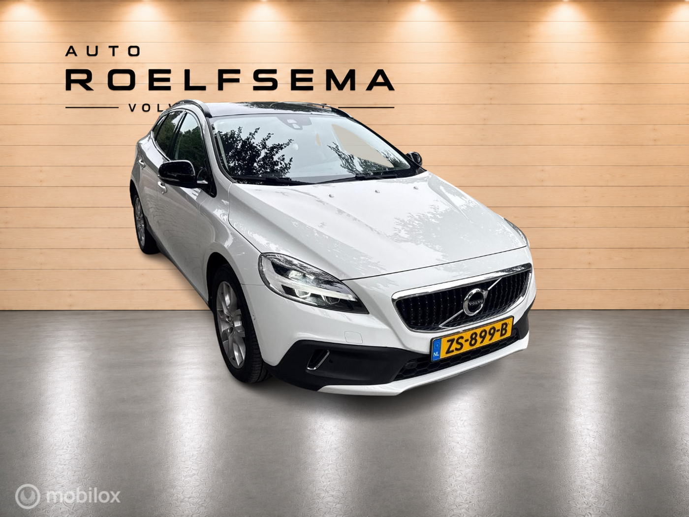 Foto van Volvo V40 Cross Country