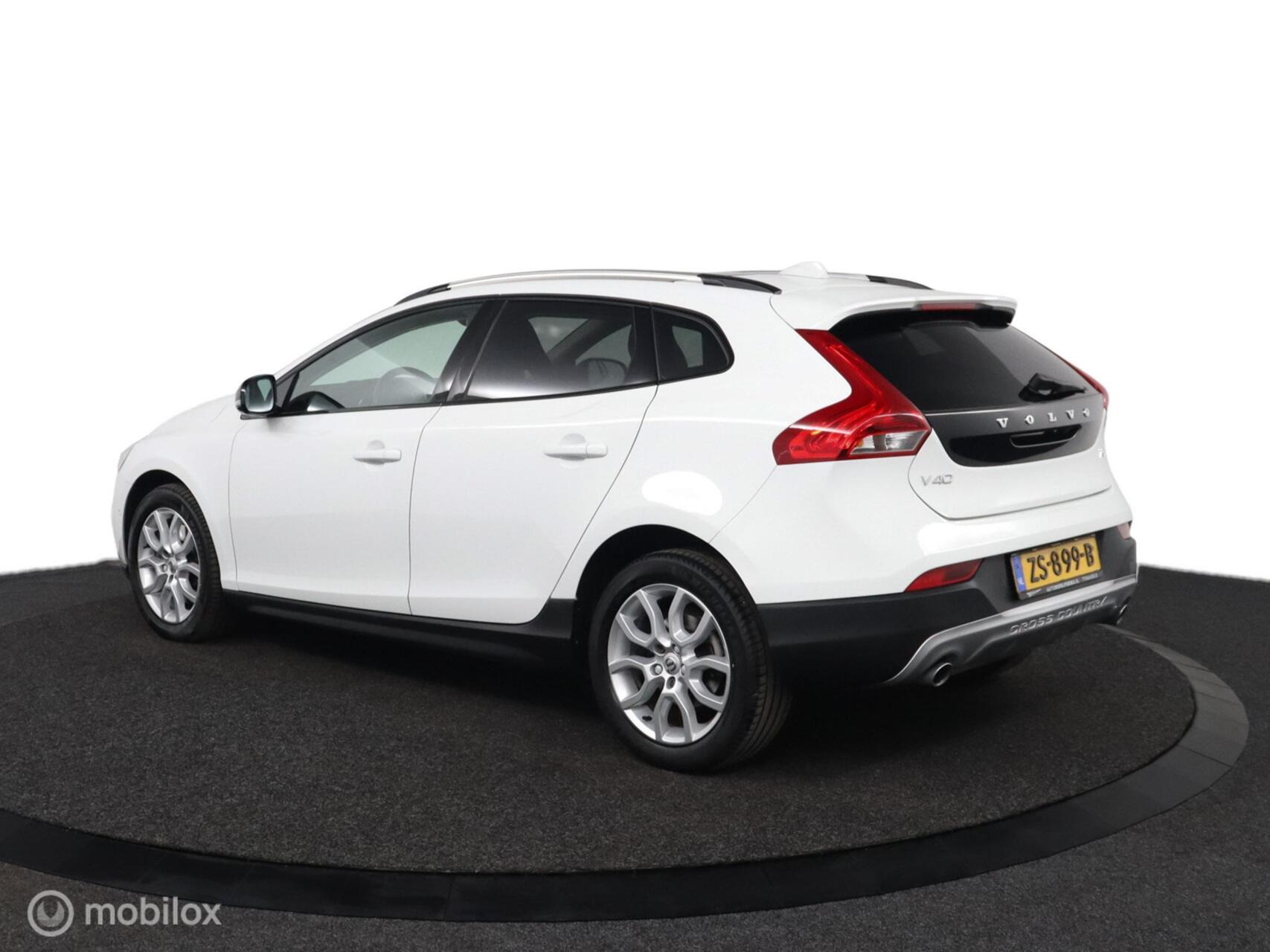 Foto van Volvo V40 Cross Country