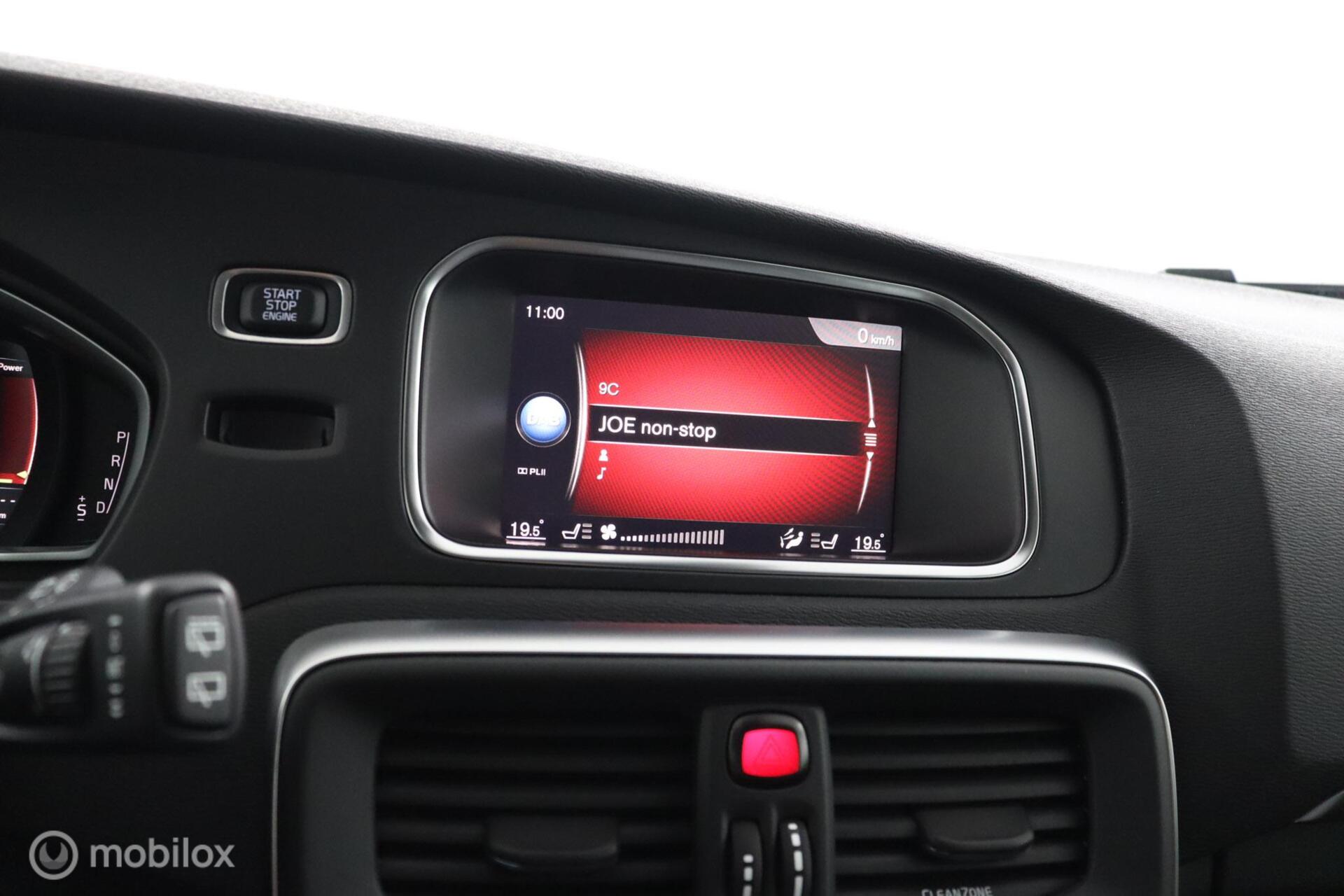 Foto van Volvo V40 Cross Country